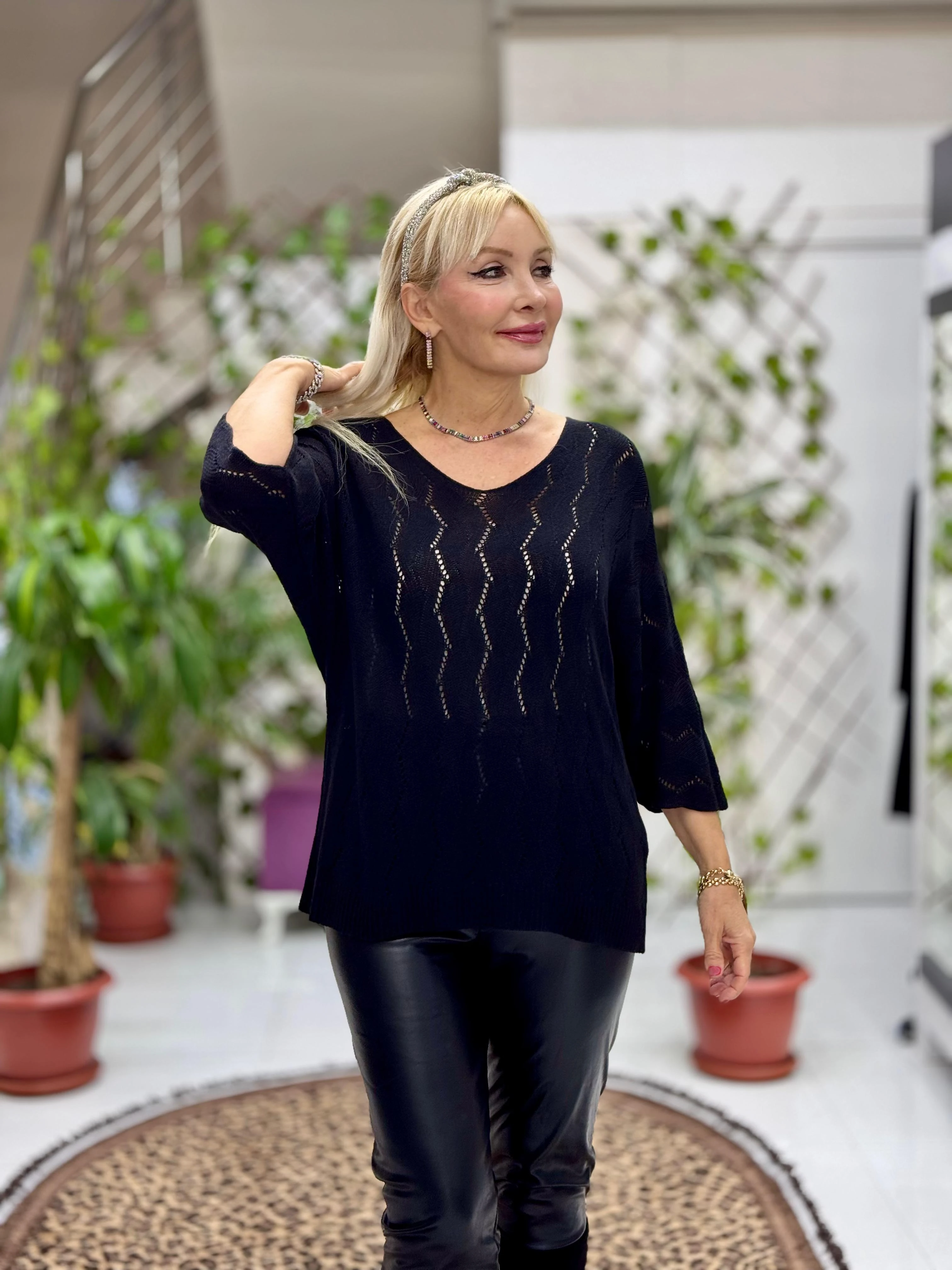 NC6071 İtalyan Fakir Kol Zikzak Desenli İnce Triko Bluz Siyah