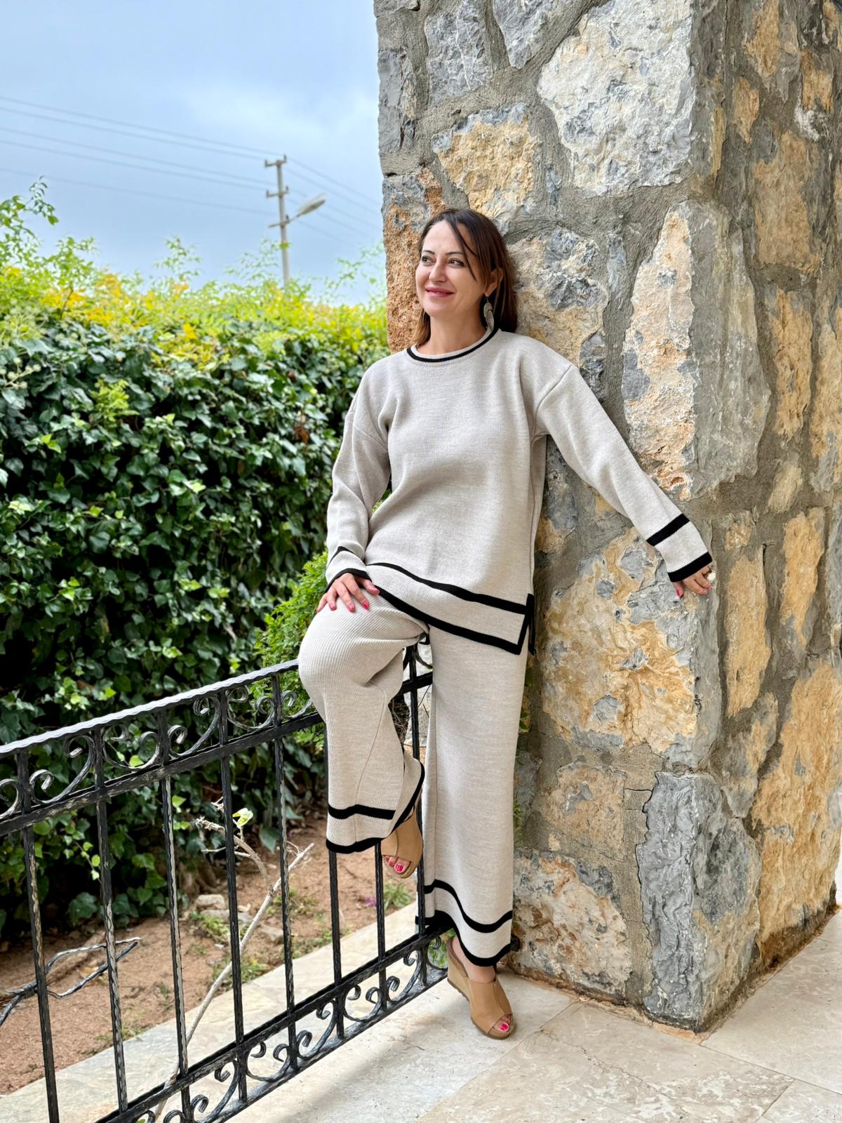 MT3091 Bisiklet Yaka Rahat Kalıp Bluz Pantolon Triko Takım Krem