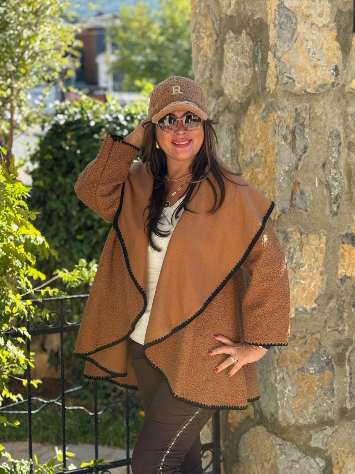 YG3695 Dökümlü İtalyan Buklet Kaban Camel