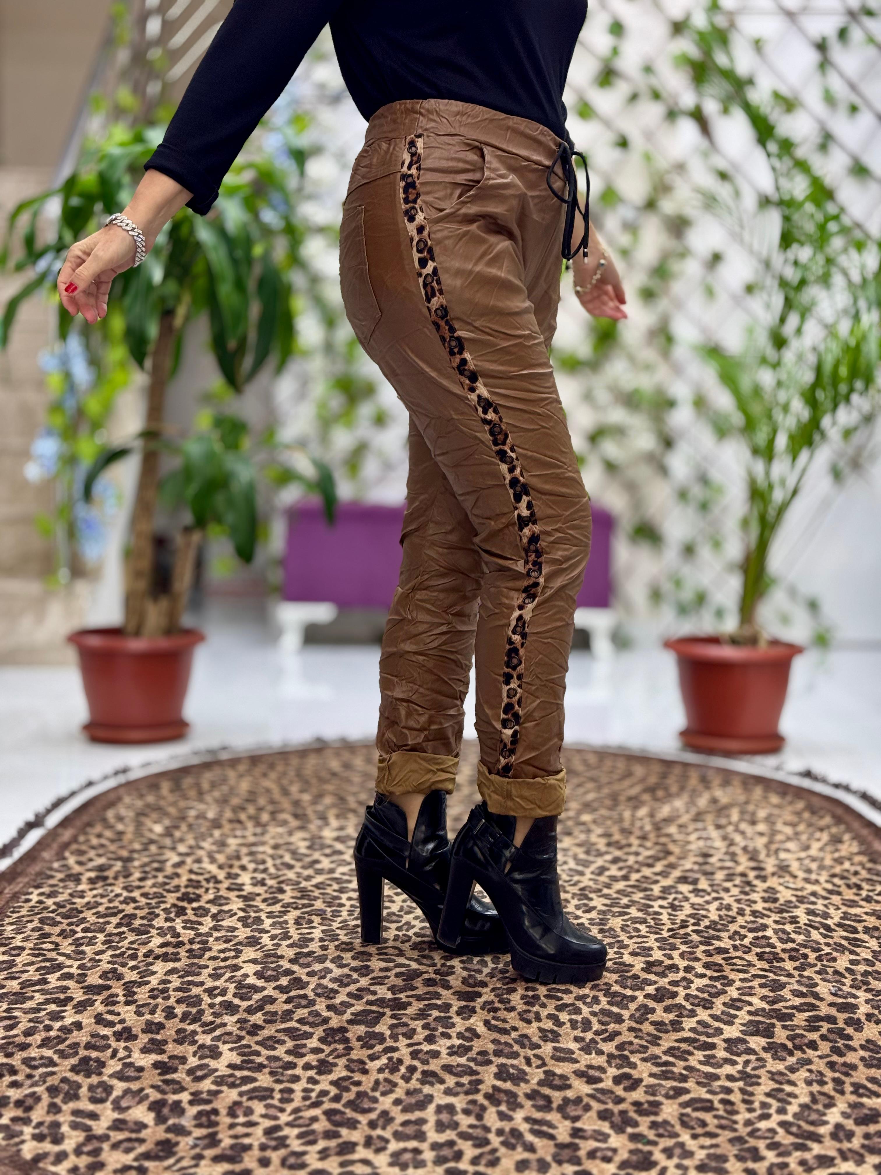 NC21970 İtalyan Yanlar Leopar Detay Zımbalı Deri Pantolon Taba