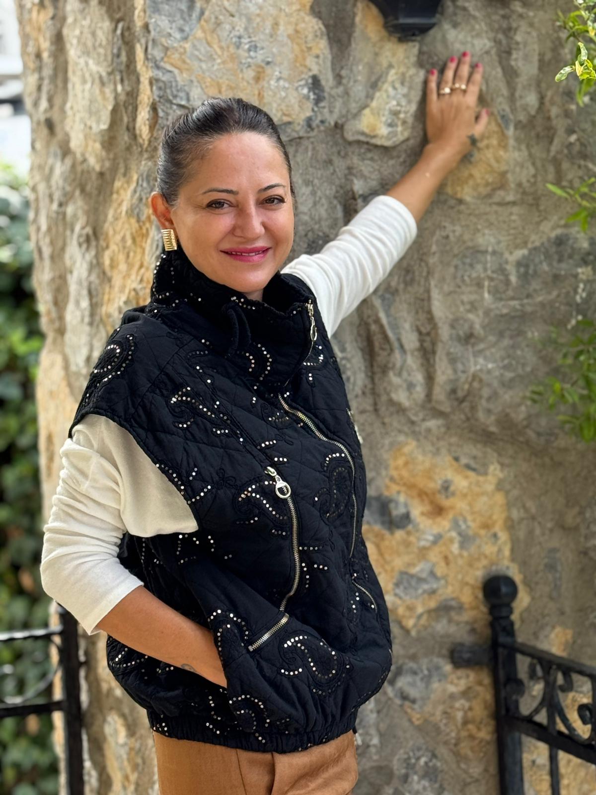 NC61582 Pul Payetli Balıkçı Yaka İtalyan Kapitone Yelek Siyah