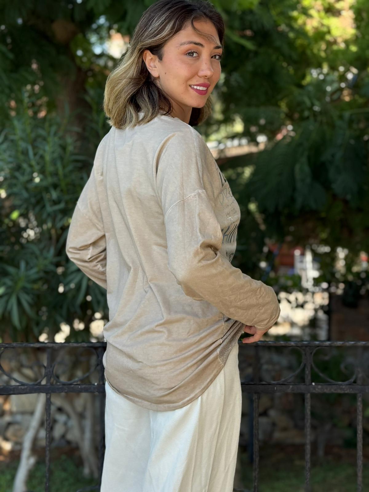 NC53761 İtalyan Yazılı Ve Taşlı Coton Sweatshirt Krem