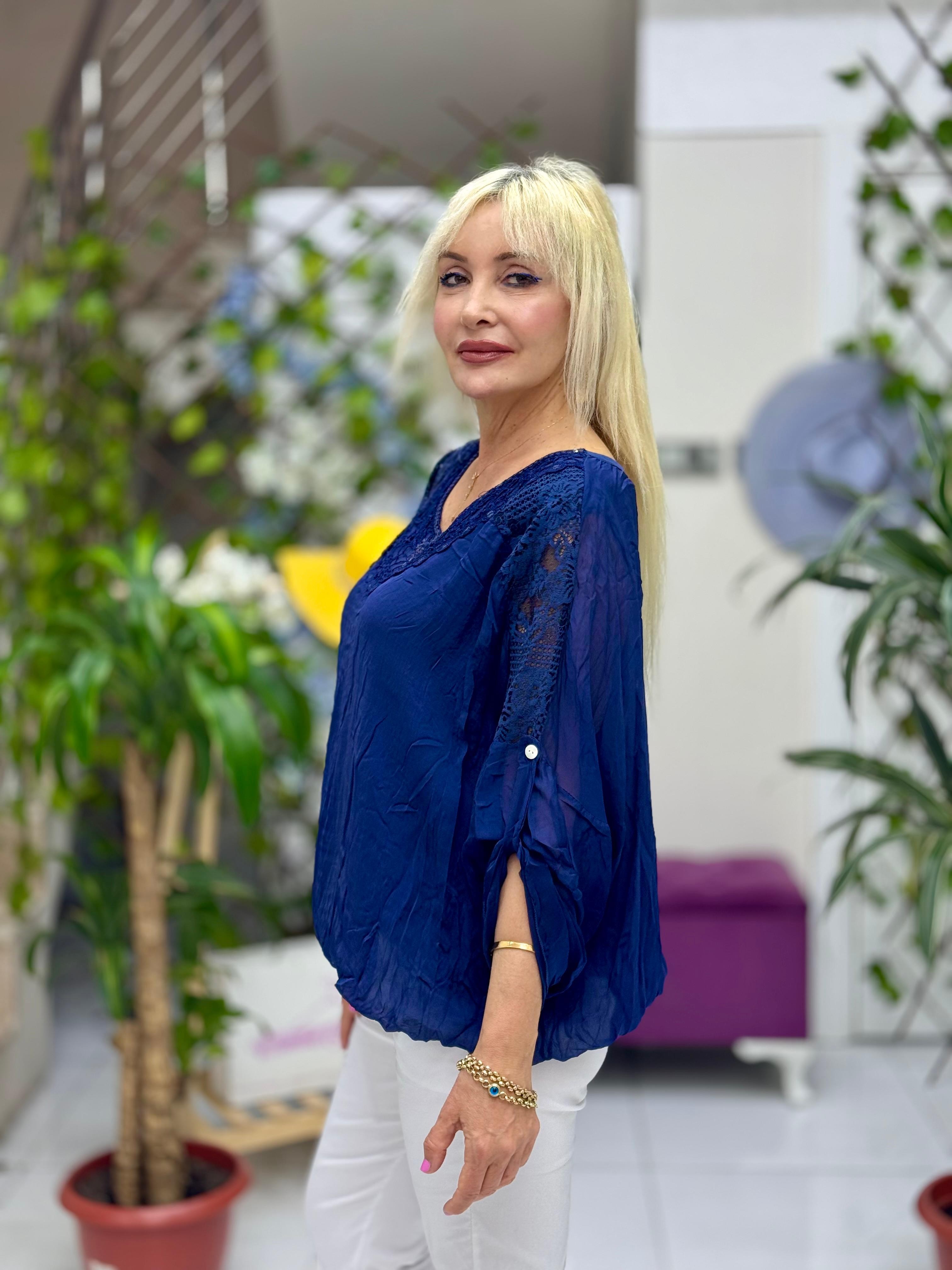 NC274-1 İtalyan Ön-Arka Dantel İpek Bluz Lacivert