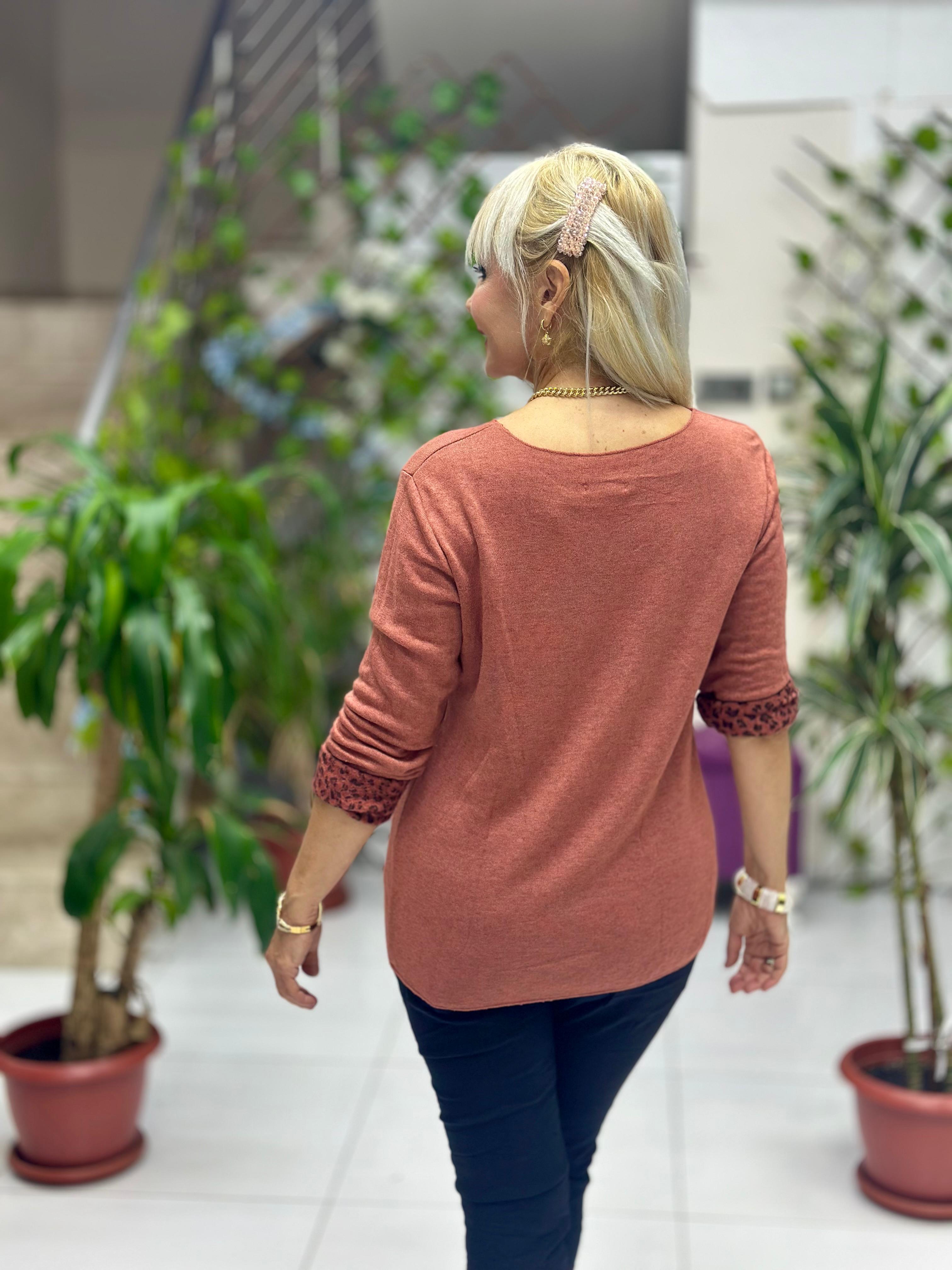 NC218181 İçi Leoparlı Yuvarlak Yaka Triko Büyük Kalıp Bluz Kiremit