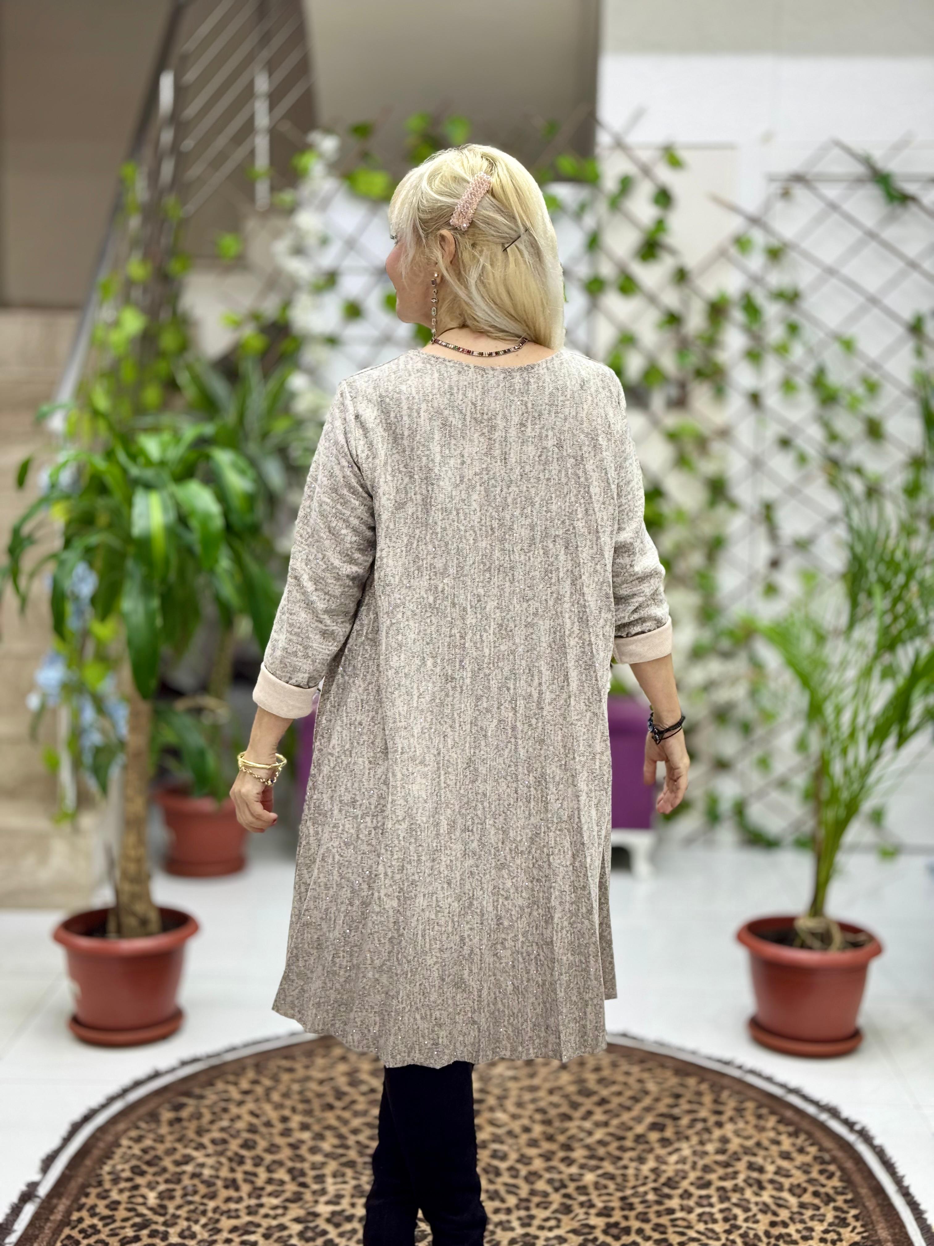 NC21419 Kolyeli Taşlı Pileli İtalyan Triko Elbise Bej