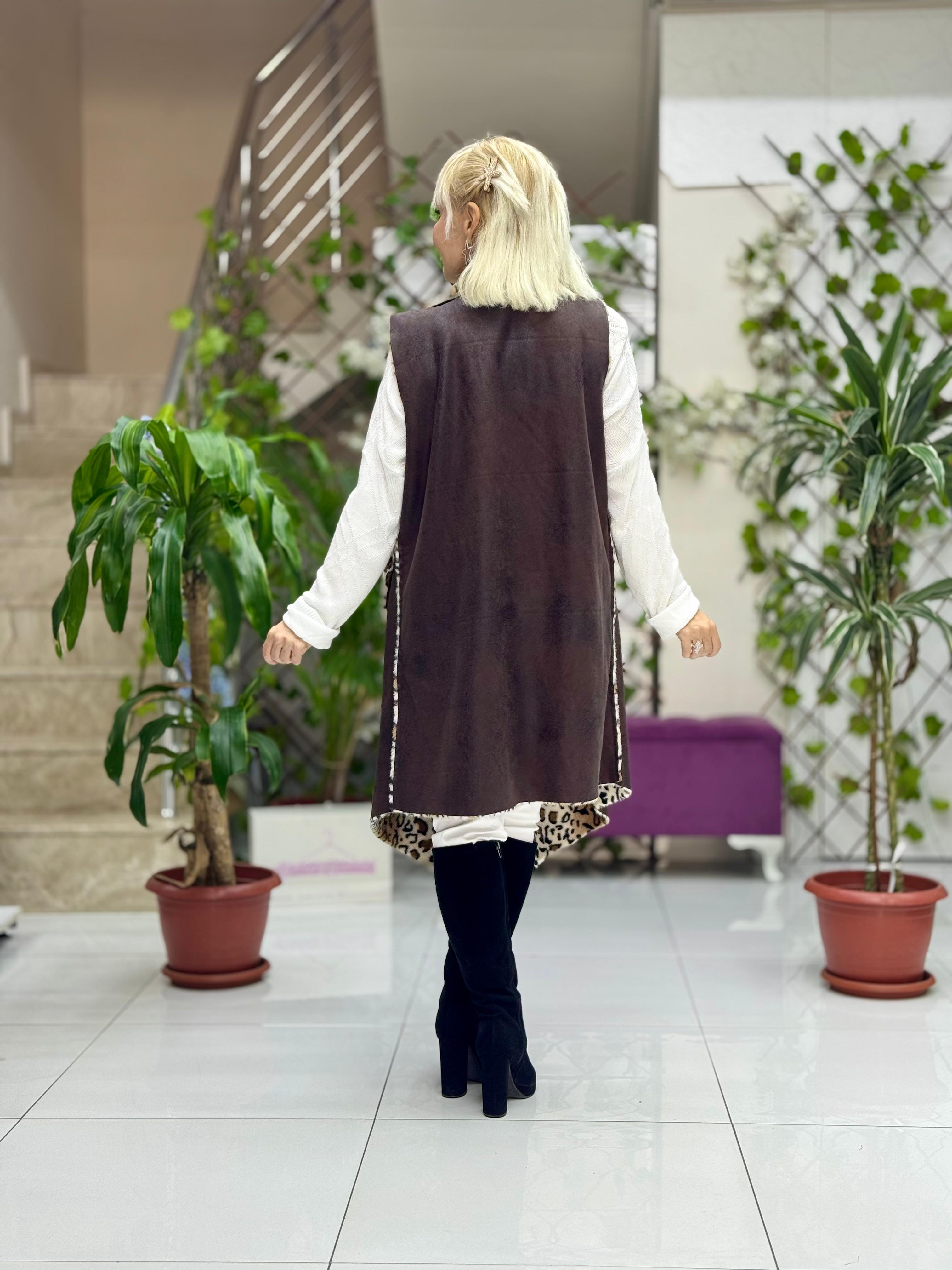 YG3340 Leopar Desenli Kürklü İtalyan Nubuk Yelek Kahverengi