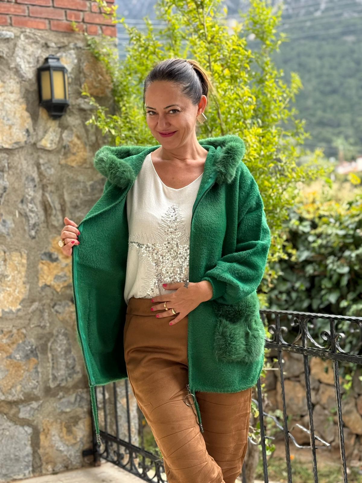 N33035 Abrigo Angora Con Capucha Y Bolsillos Crema