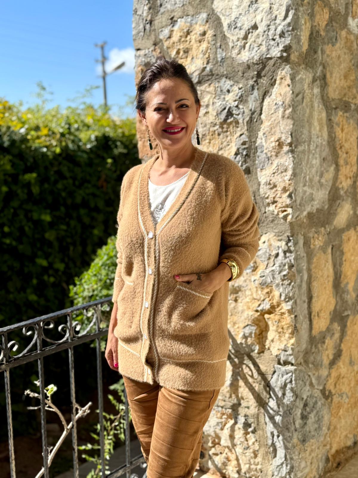 NC1067 Düğmeli İşlemeli Yün Hırka Camel