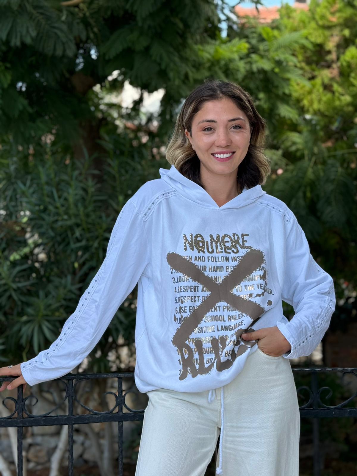 NC59085 İtalyan Yazı Baskılı Kol Zımbalı Kapişonlu Sweatshirt Beyaz