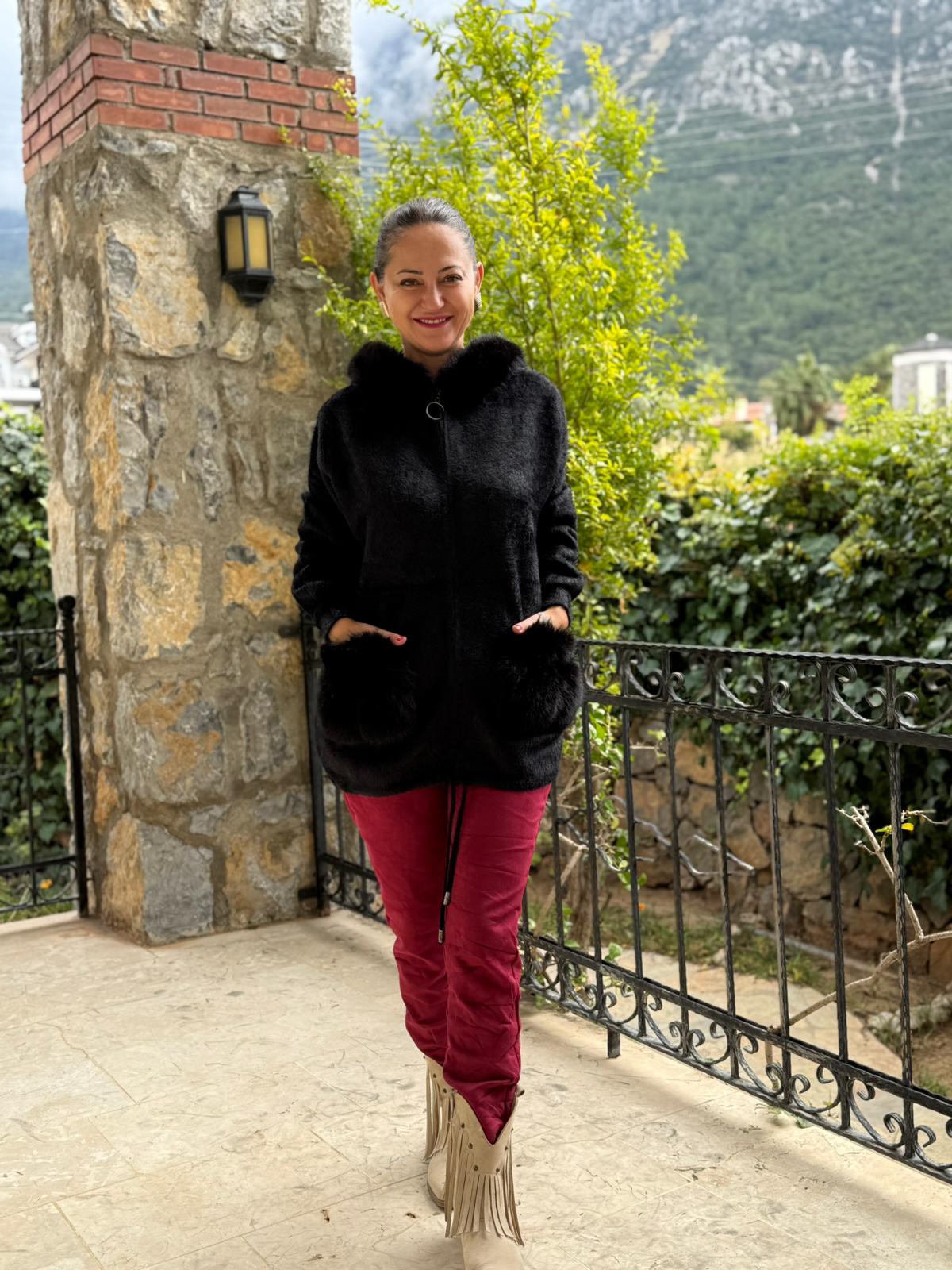 N33035 Abrigo Angora Con Capucha Y Bolsillos Crema