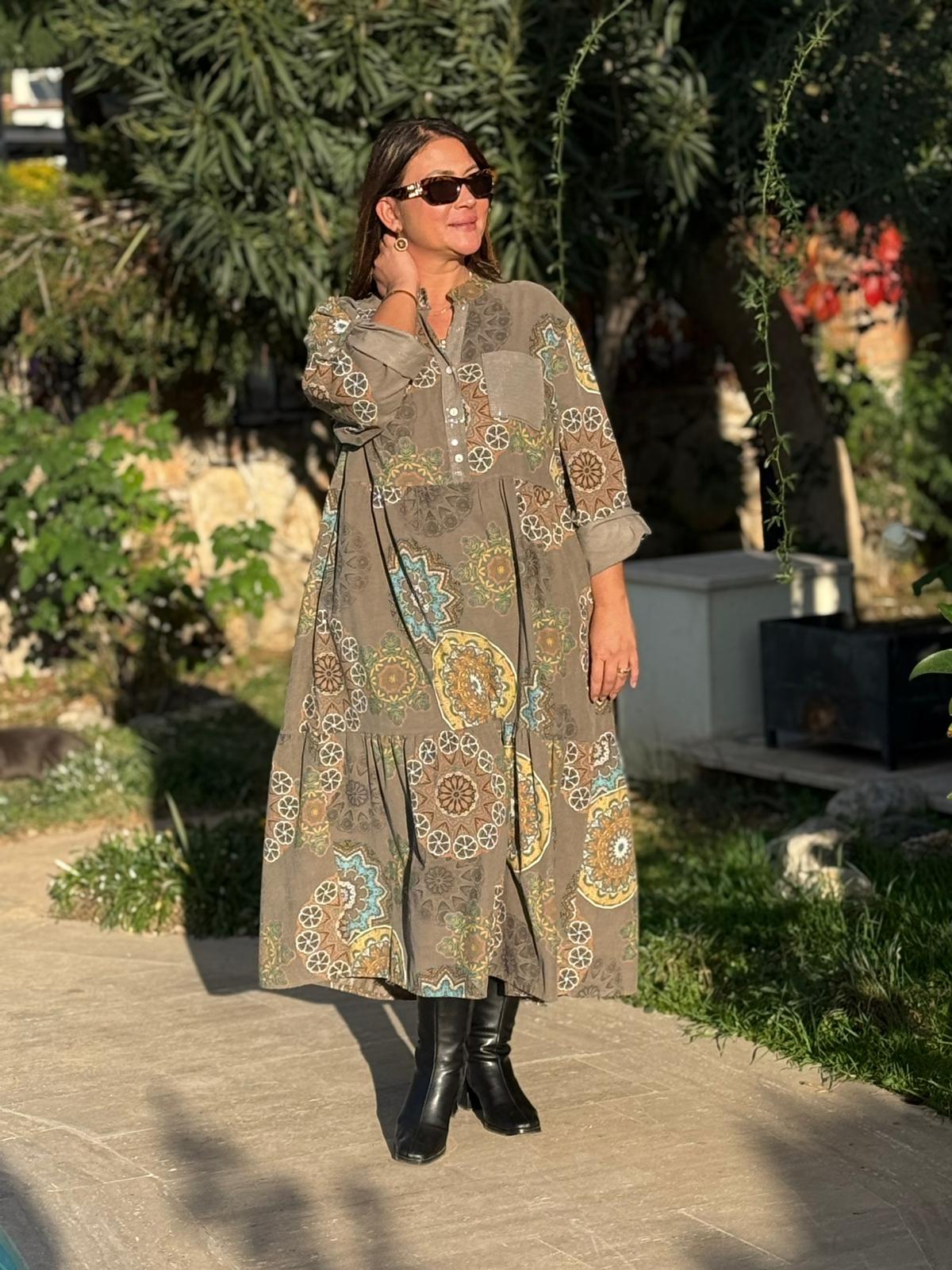 YG12573 Mandala Desen İtalyan Kadife Elbise Haki