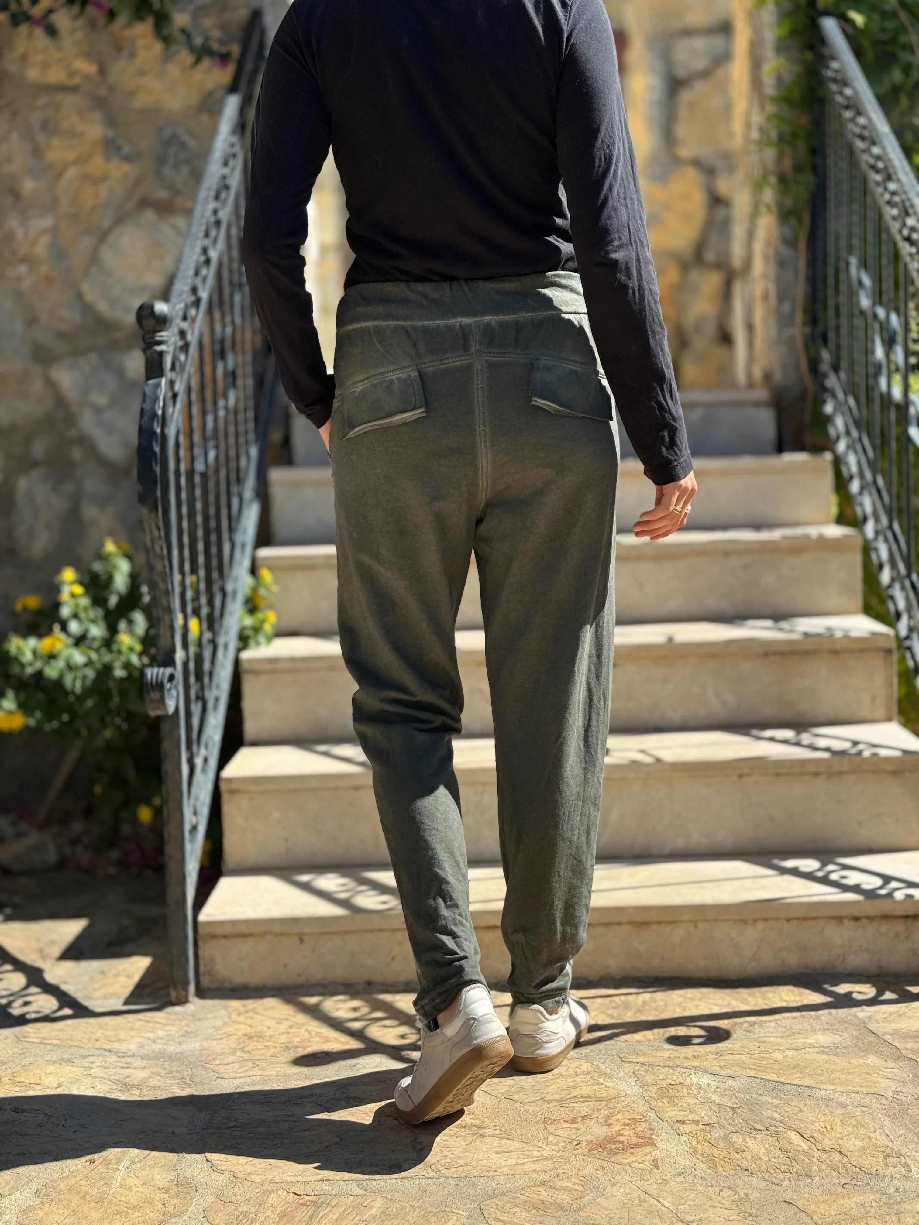 YG50618 Yıldız Desen Pulpayetli İtalyan Süet Pantolon Haki