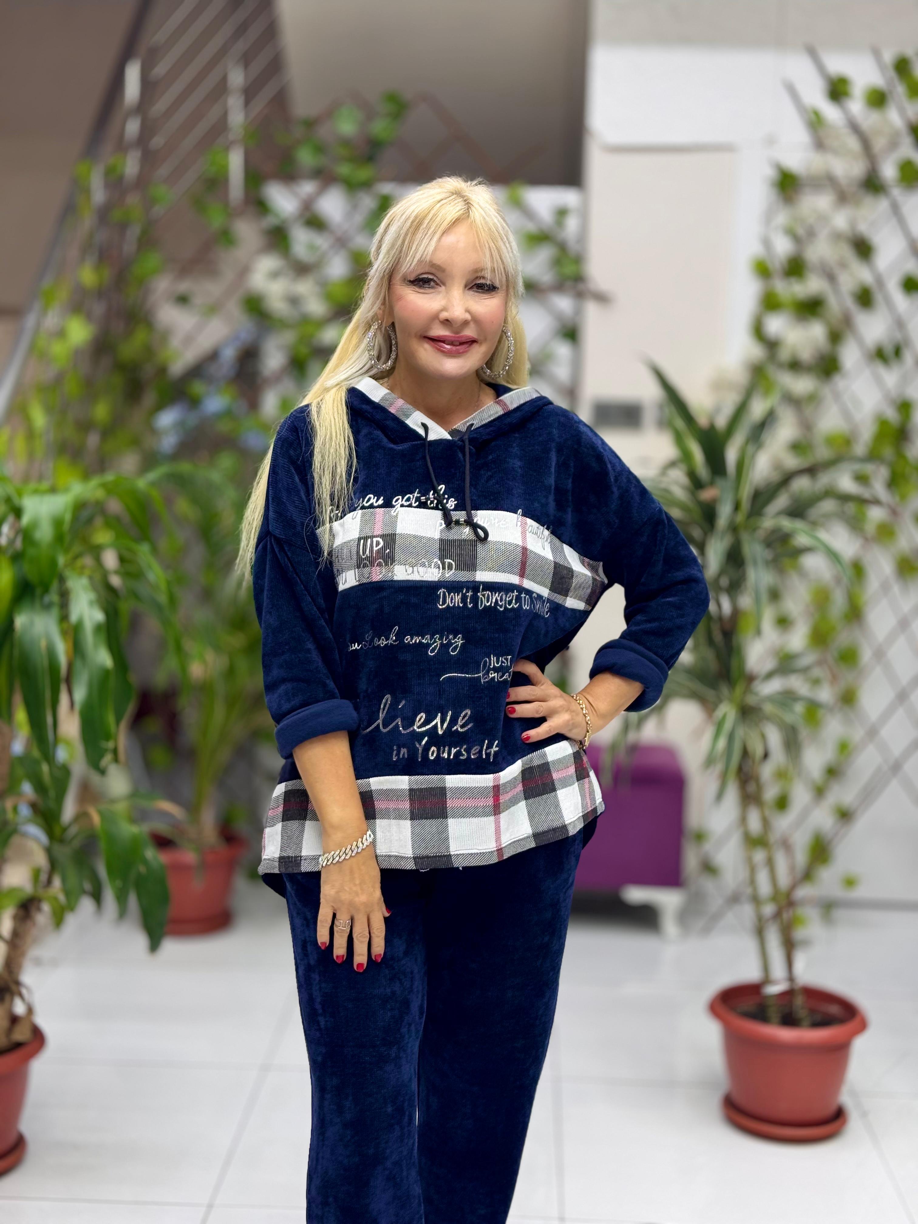 NC15502 Ekose Desenli Kapişonlu İtalyan Kadife Takım Lacivert