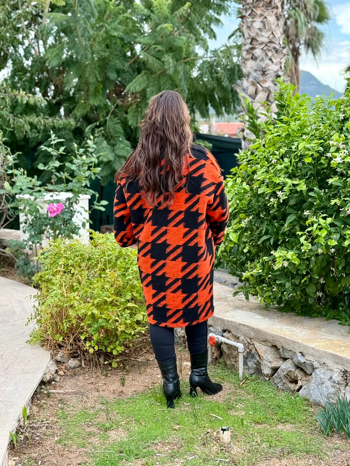 YG109261 Kapamasız Kaz Ayağı Desenli İtalyan Keçe Kaban Oranj