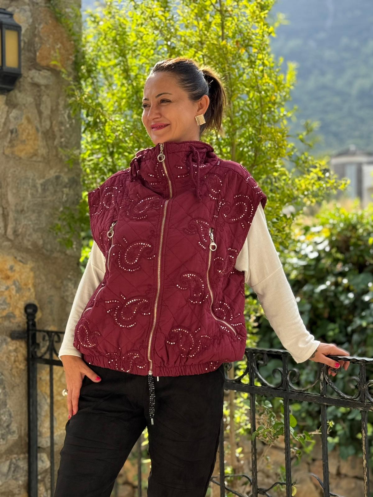 NC61582 Pul Payetli Balıkçı Yaka İtalyan Kapitone Yelek Bordo