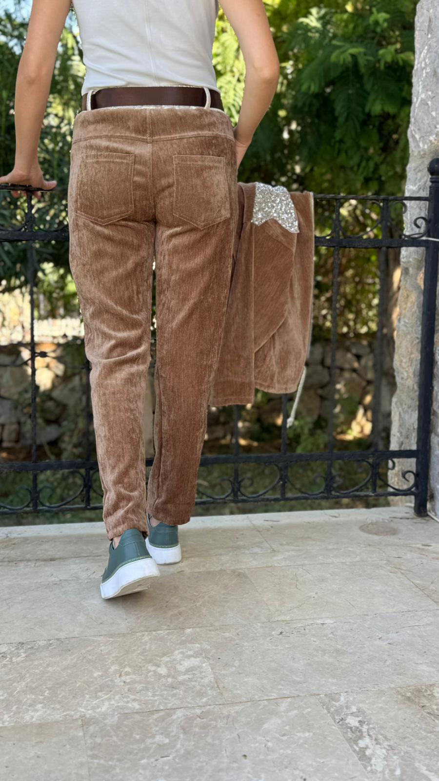 LS12520 İtalyan Yıldız Taşlı Kadife Pantolon Camel