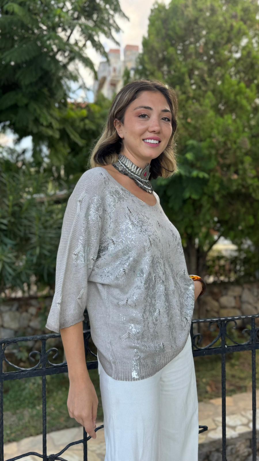 NC6016 İtalyan Fakir Kol Baskılı İnce Triko Bluz Taş