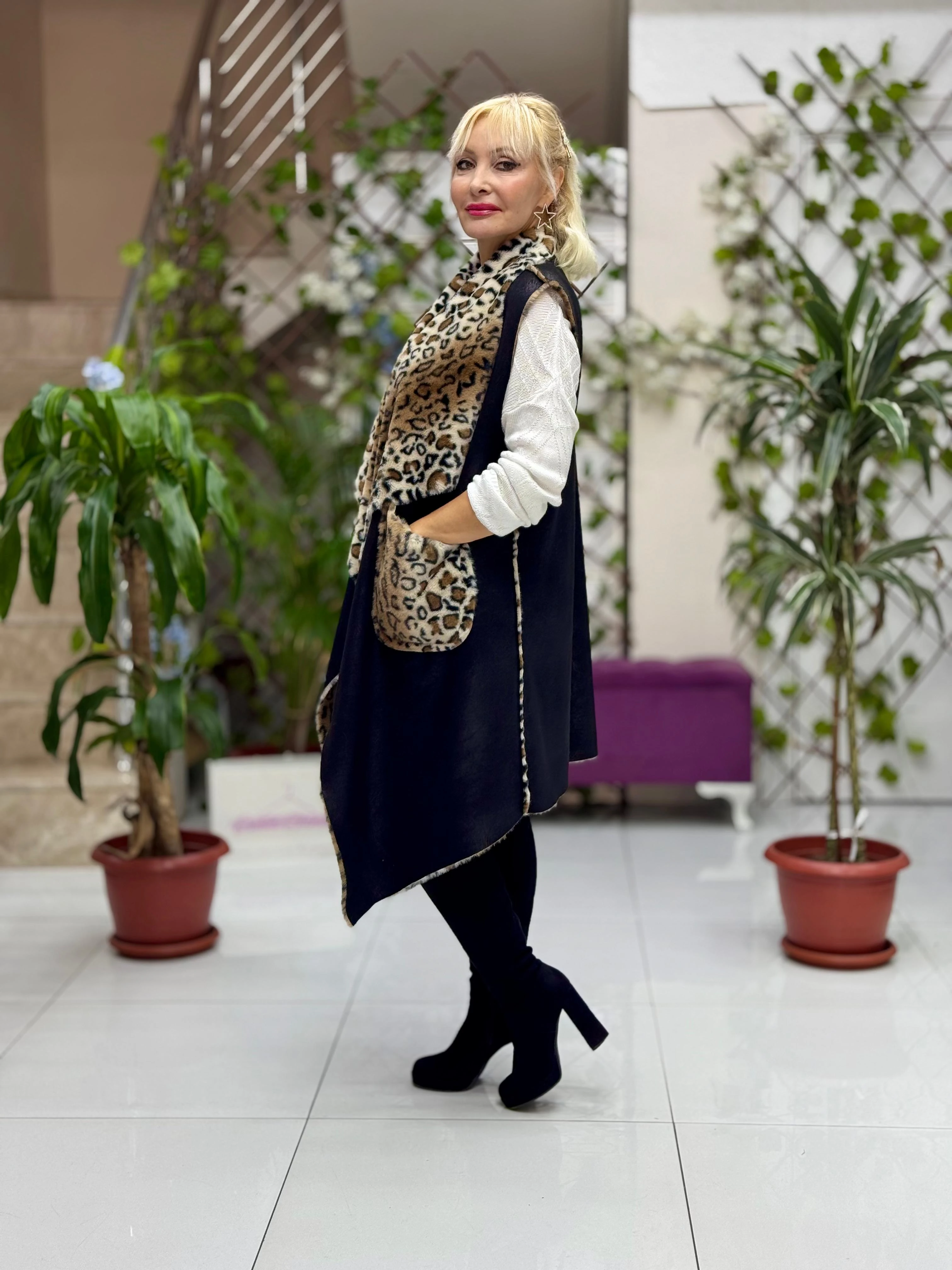 YG3340 Leopar Desenli Kürklü İtalyan Nubuk Yelek Siyah