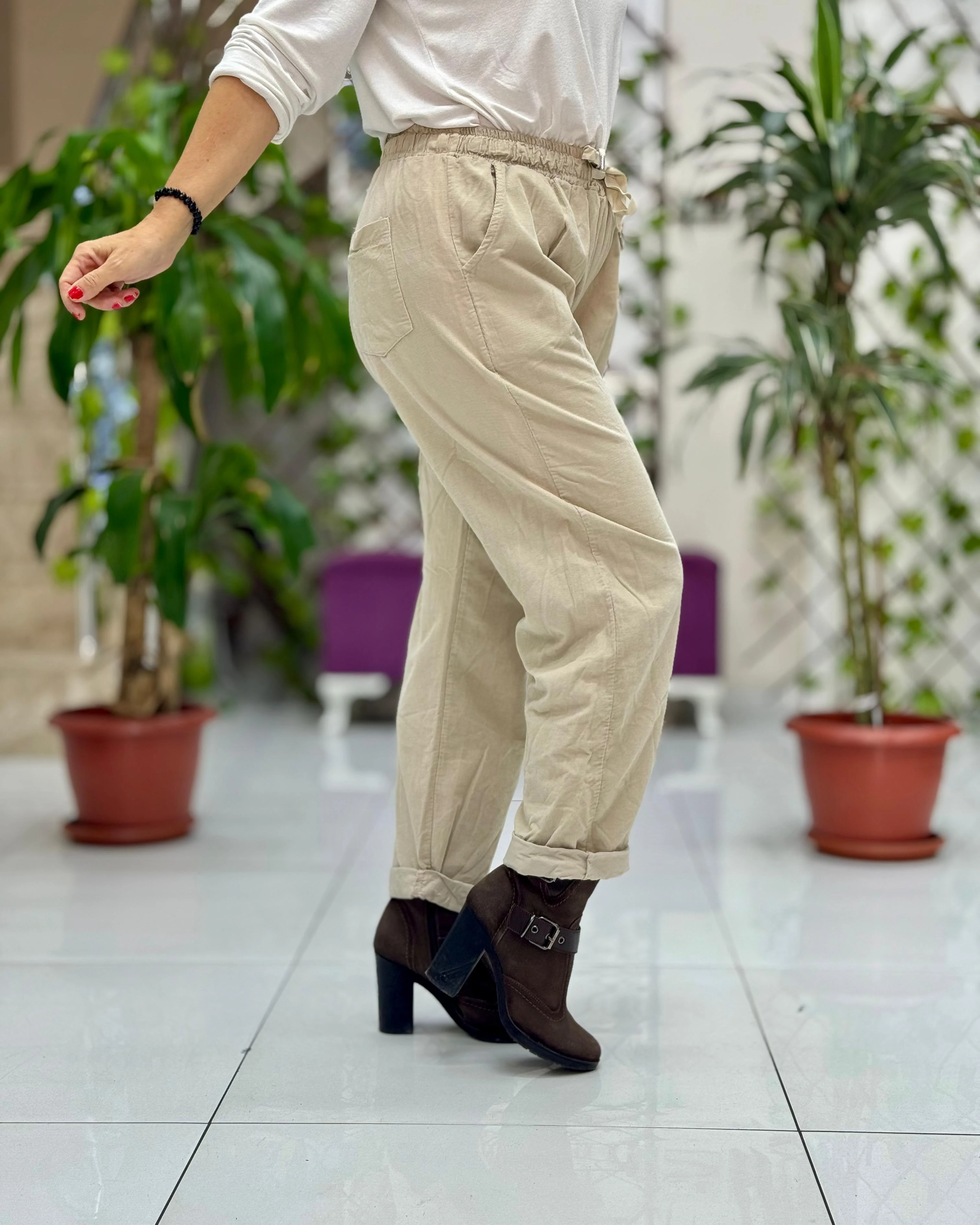 YG3005 Beli Bağcıklı İtalyan Kadife Pantolon Krem