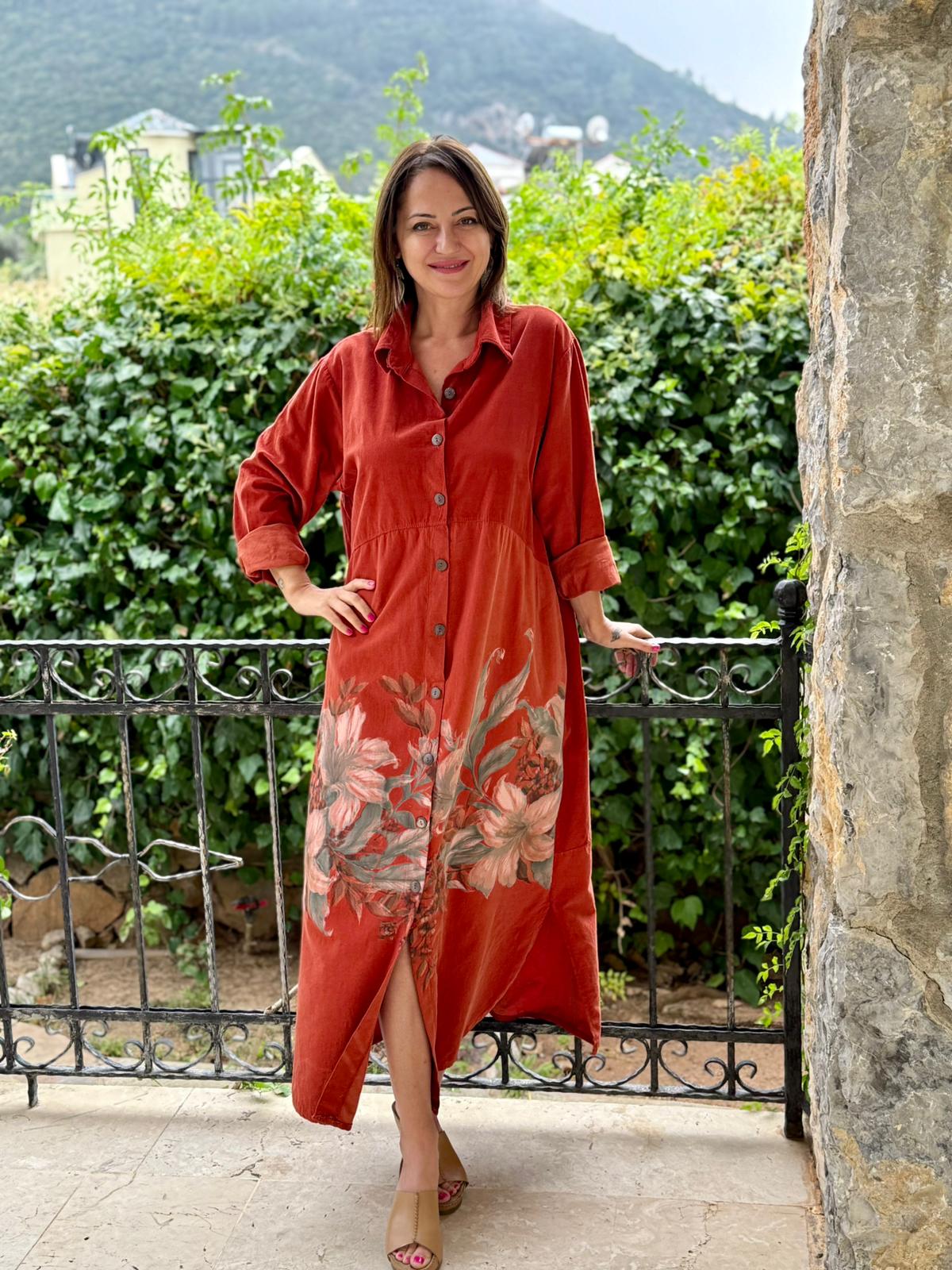 YG10974 Çiçek Baskılı İtalyan Kadife Gömlek Elbise Kiremit