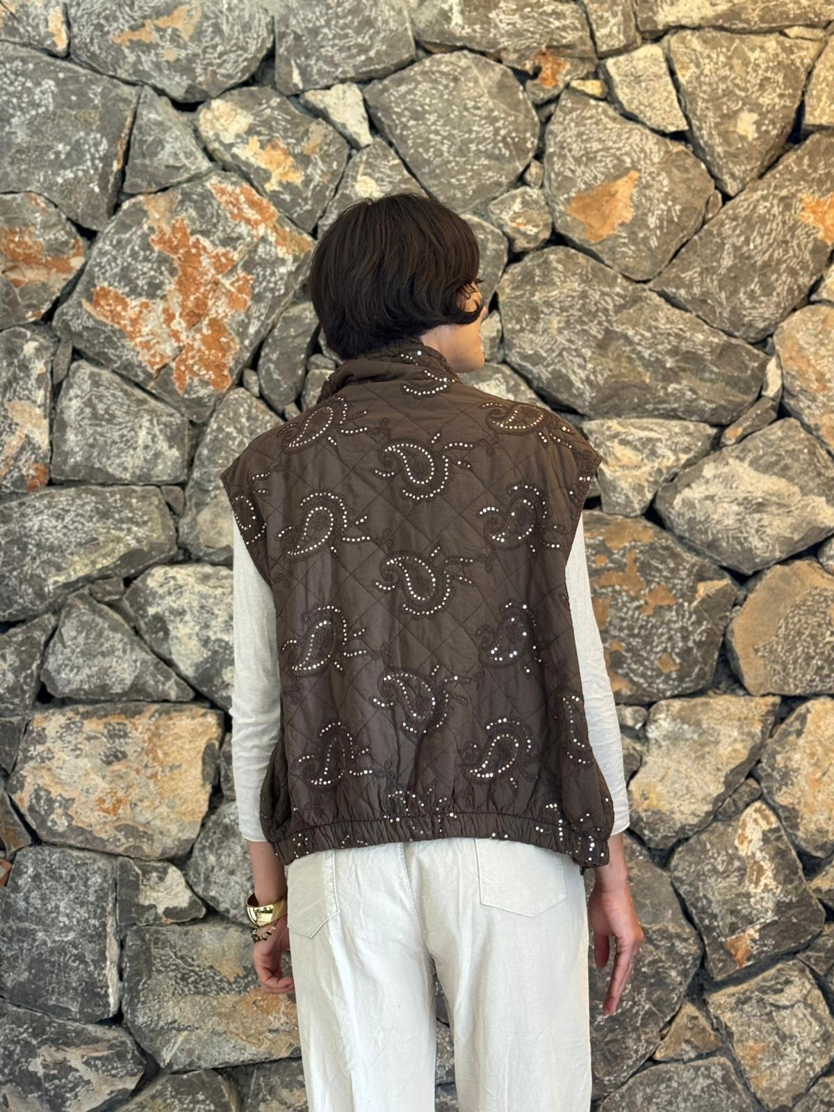 NC61582 Pul Payetli Balıkçı Yaka İtalyan Kapitone Yelek Kahverengi