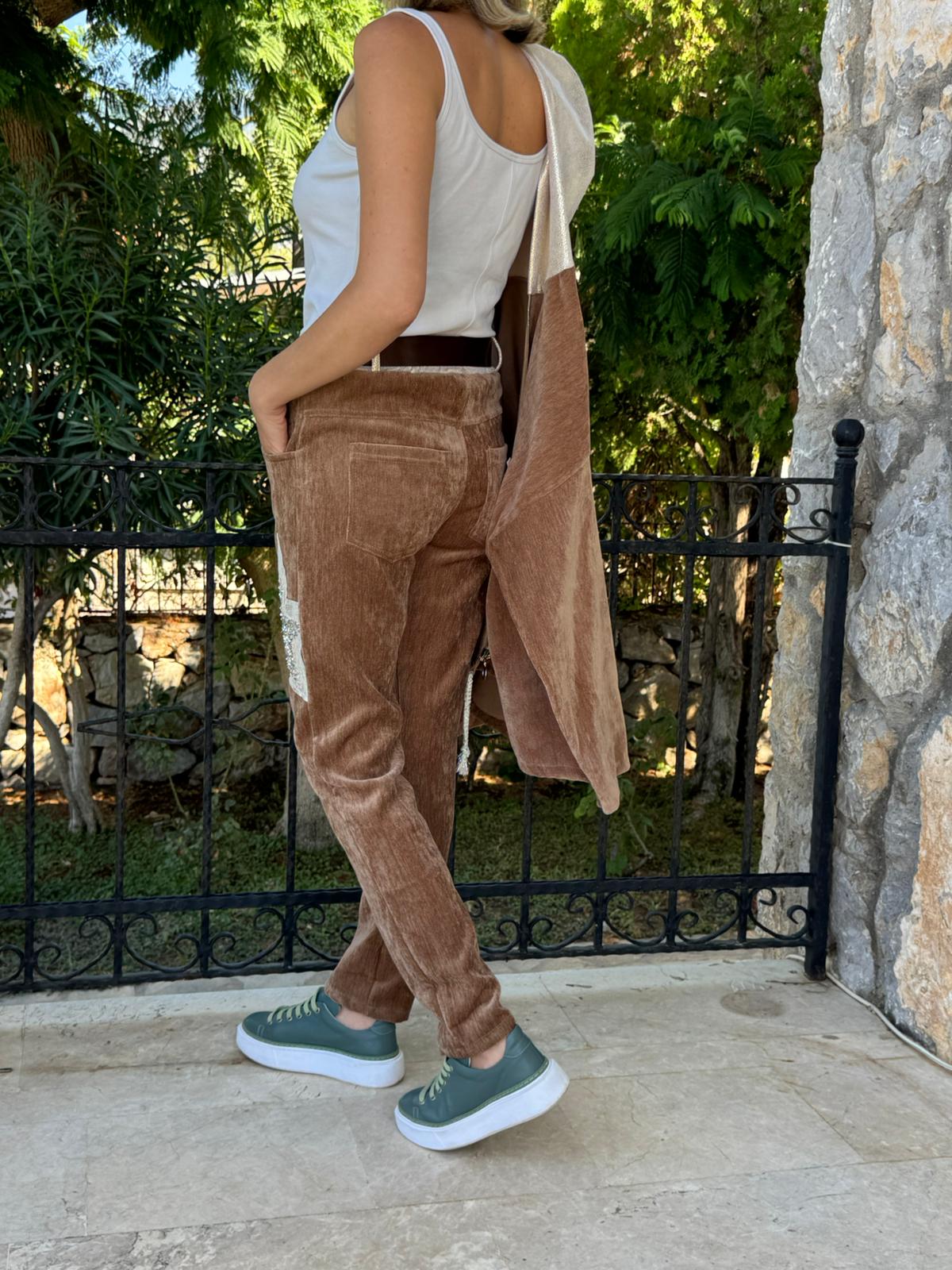 LS12520 İtalyan Yıldız Taşlı Kadife Pantolon Camel