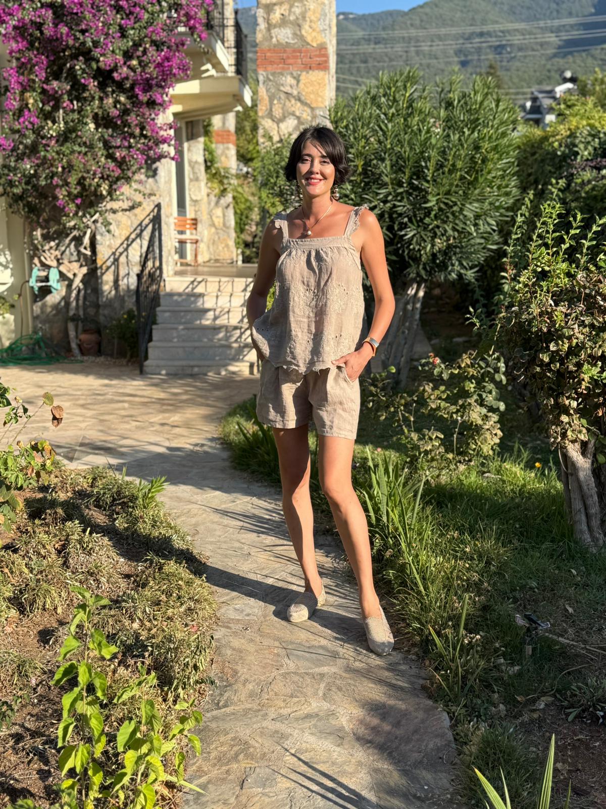 N10661 Traje Italiano Lino Ciruela