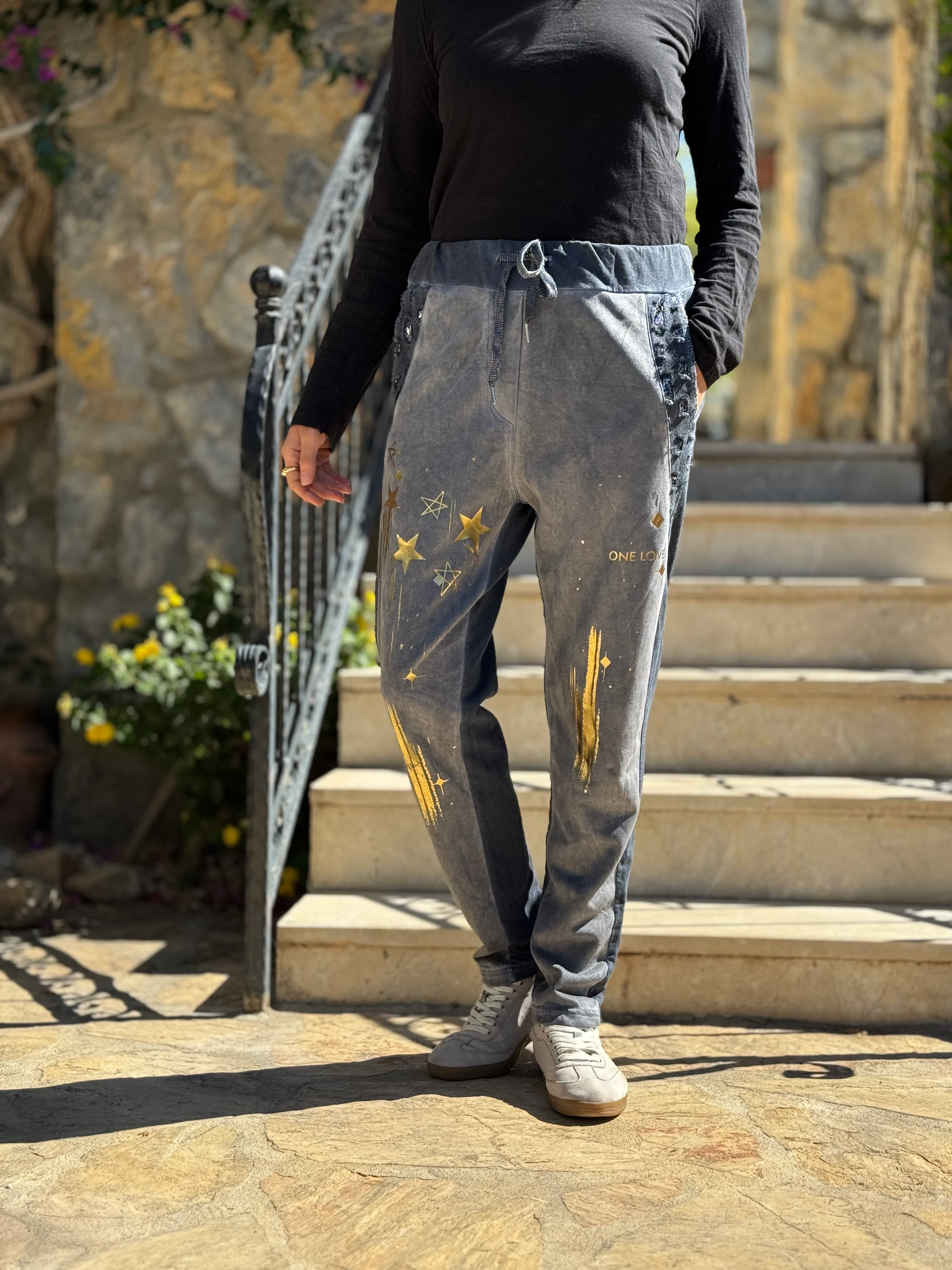 YG50618 Yıldız Desen Pulpayetli İtalyan Süet Pantolon mavi