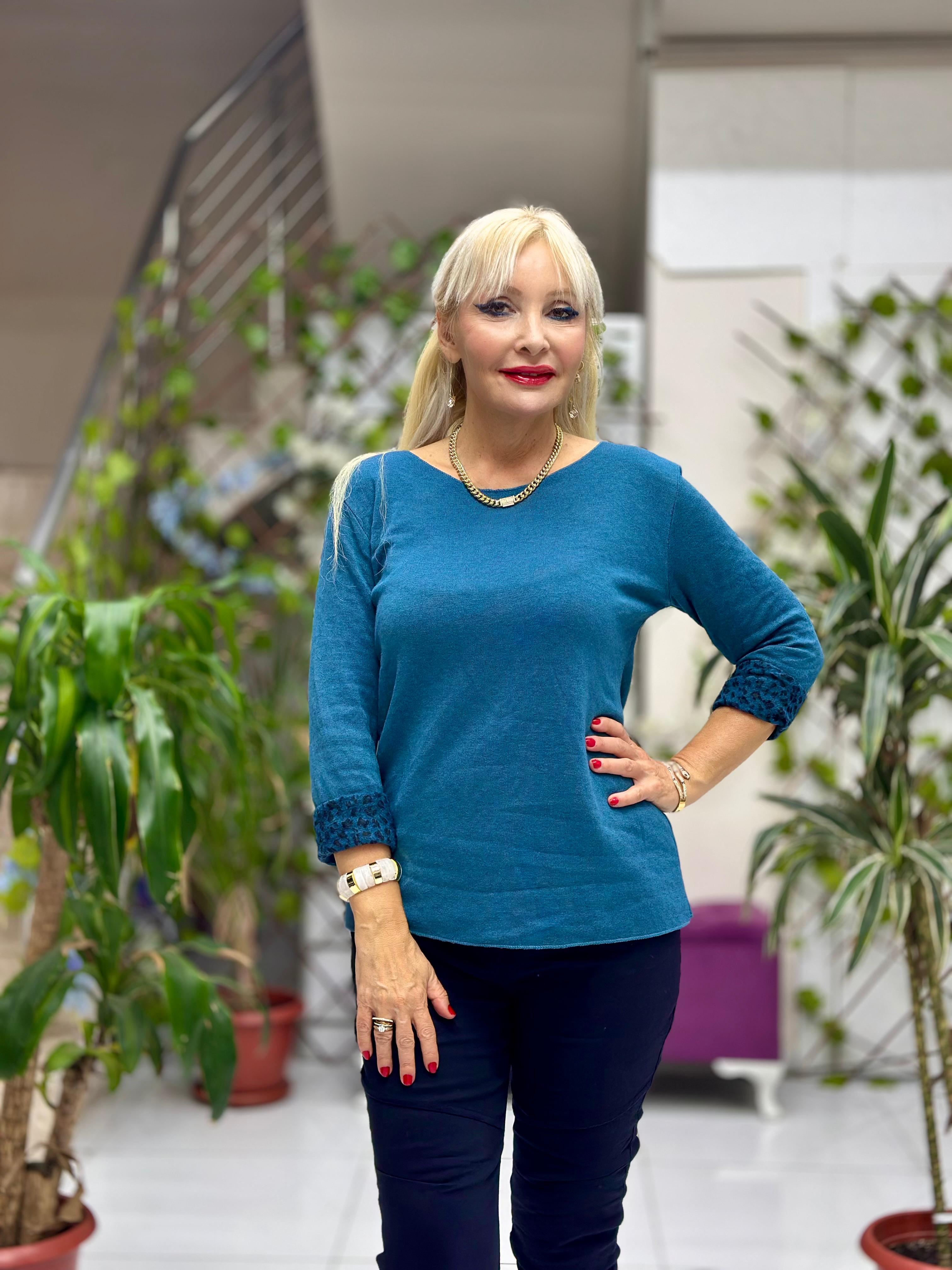 NC1202 İçi Leoparlı Yuvarlak Yaka Triko Küçük Beden Bluz Petrol