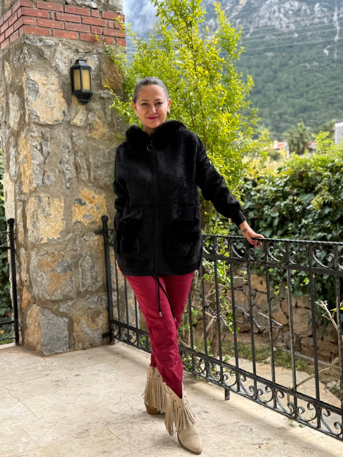 N33035 Abrigo Angora Con Capucha Y Bolsillos Crema