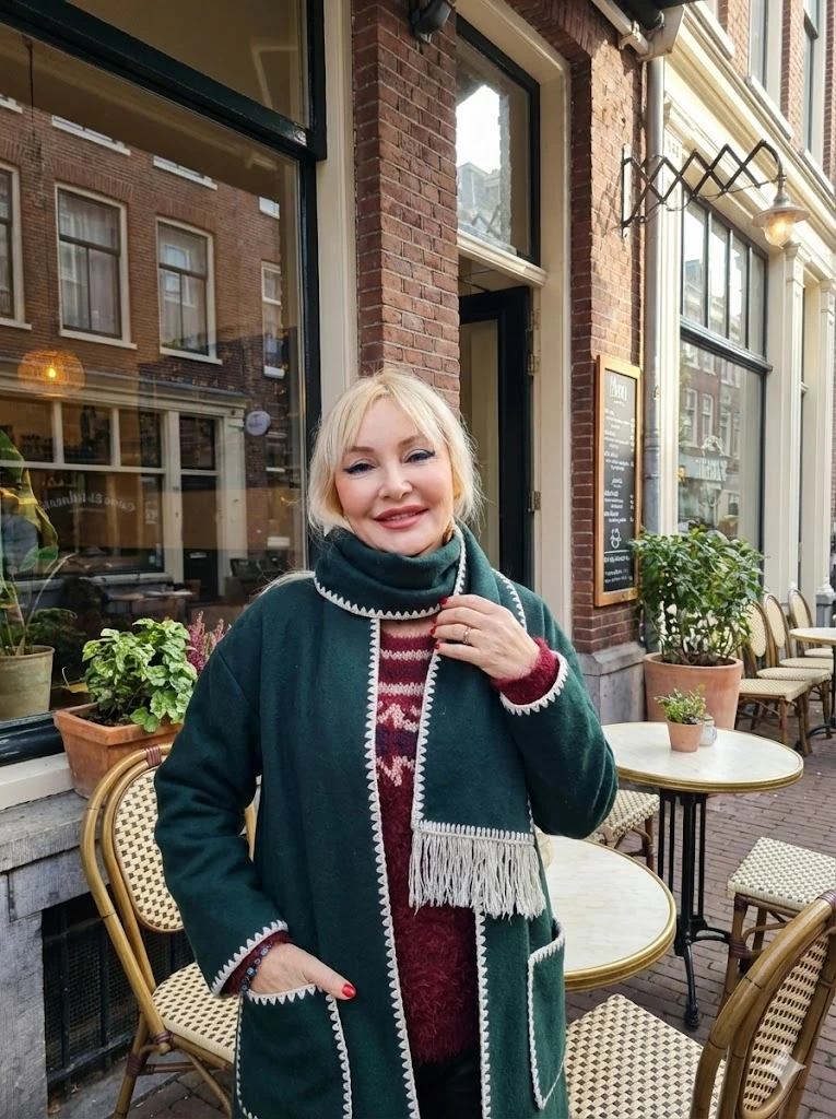 NC27786 Oya İşlemeli Atkılı İnce Kaşe Hırka Acıyeşil