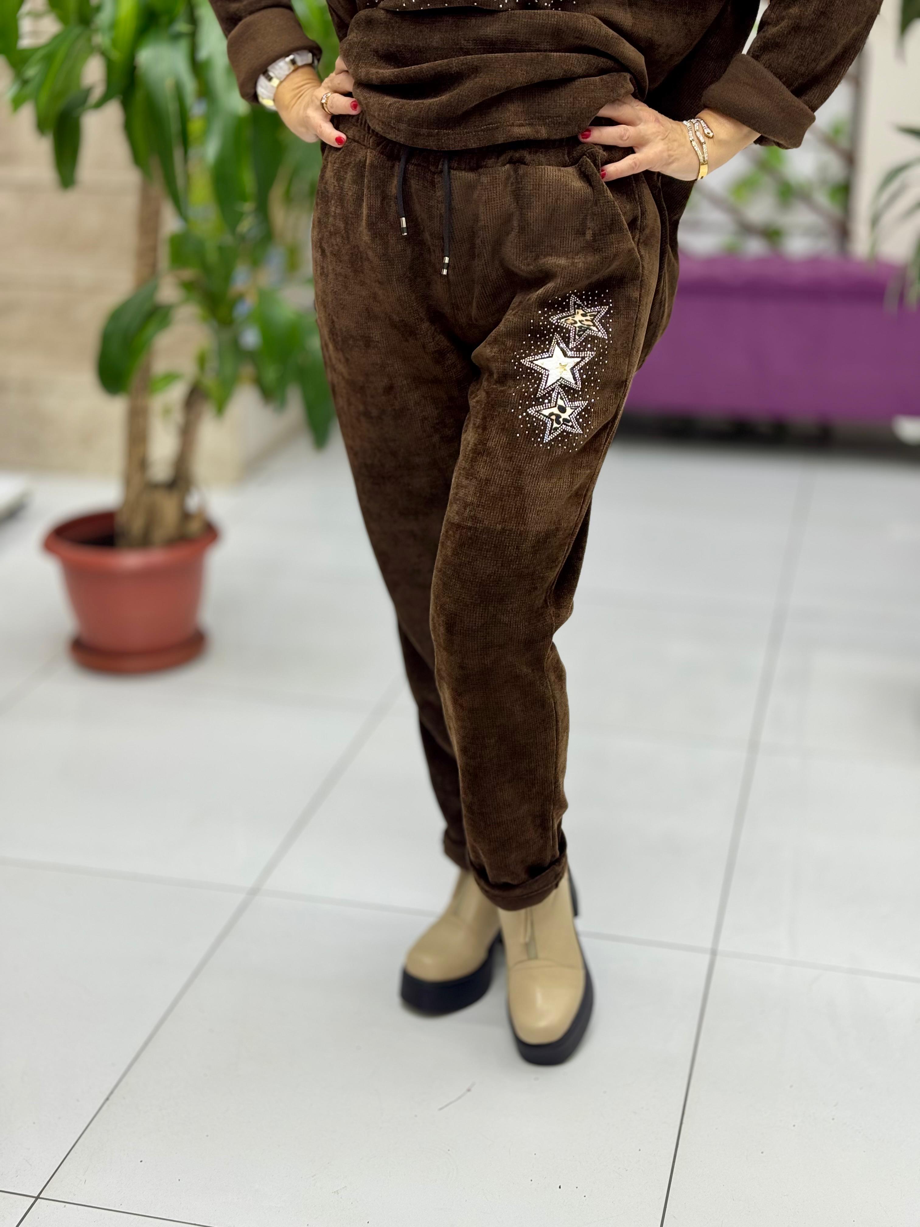 NC23081 Yıldız Desenli Taşlı İtalyan Kadife Takım Kahverengi