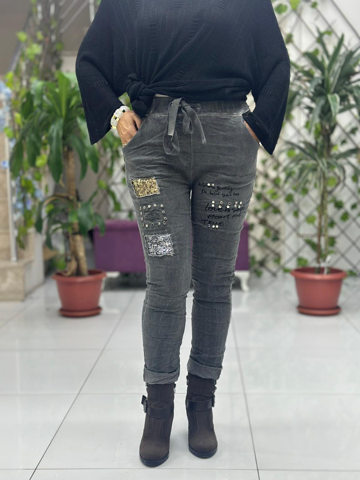 YG22028 İtalyan Yazı Desen Pulpayetli Coton Pantolon Füme