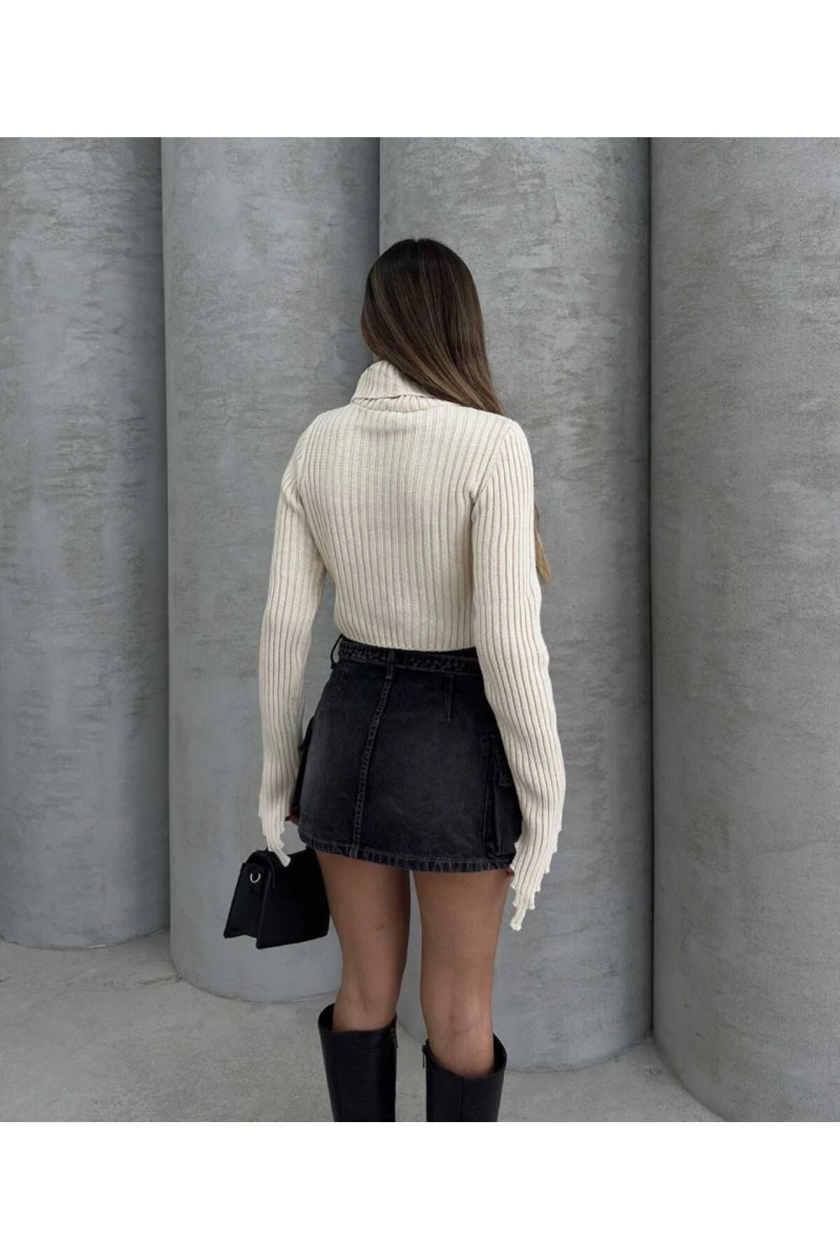 Yüksek Yaka Fitilli Crop Triko – Butik Koleksiyon