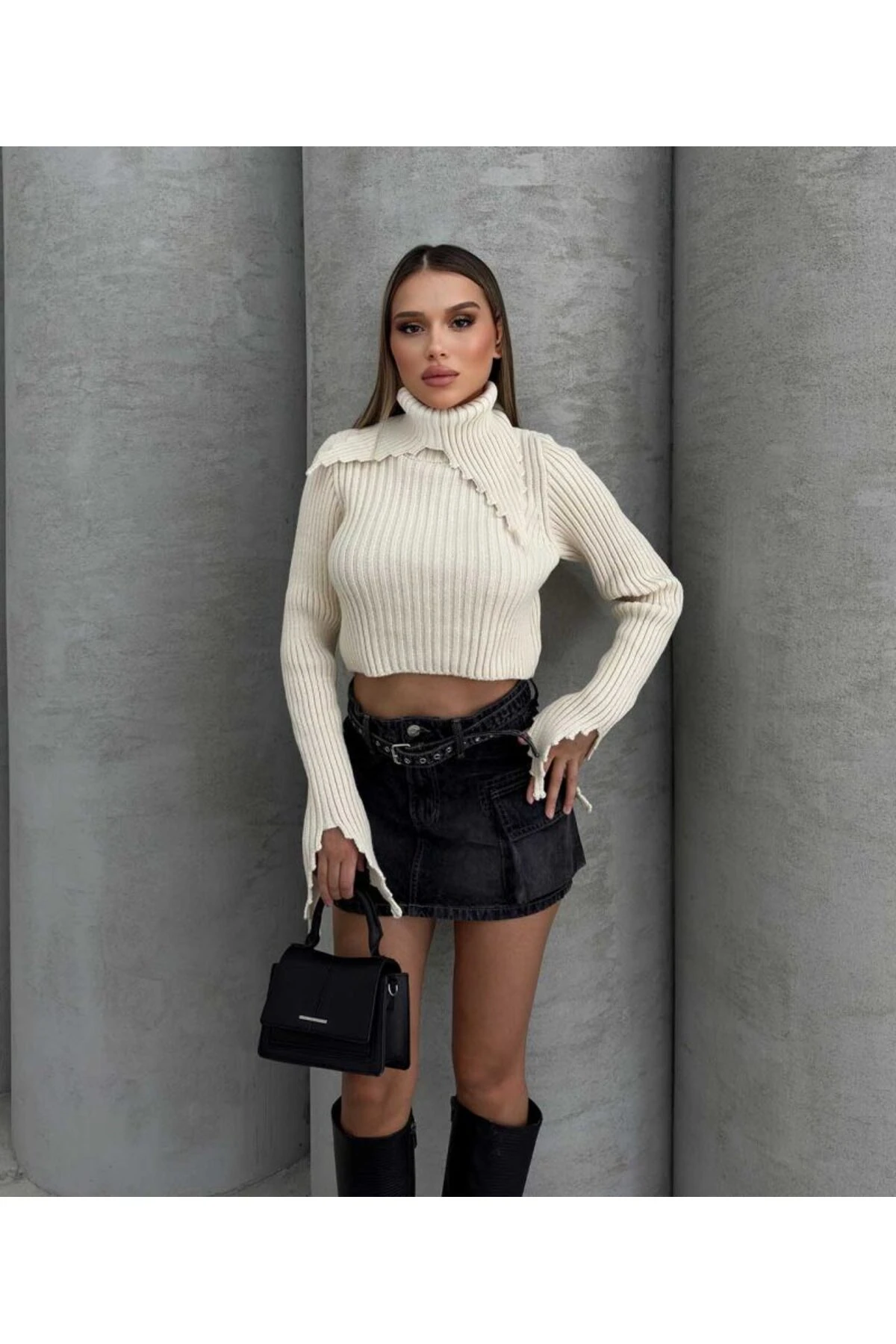 Yüksek Yaka Fitilli Crop Triko – Butik Koleksiyon