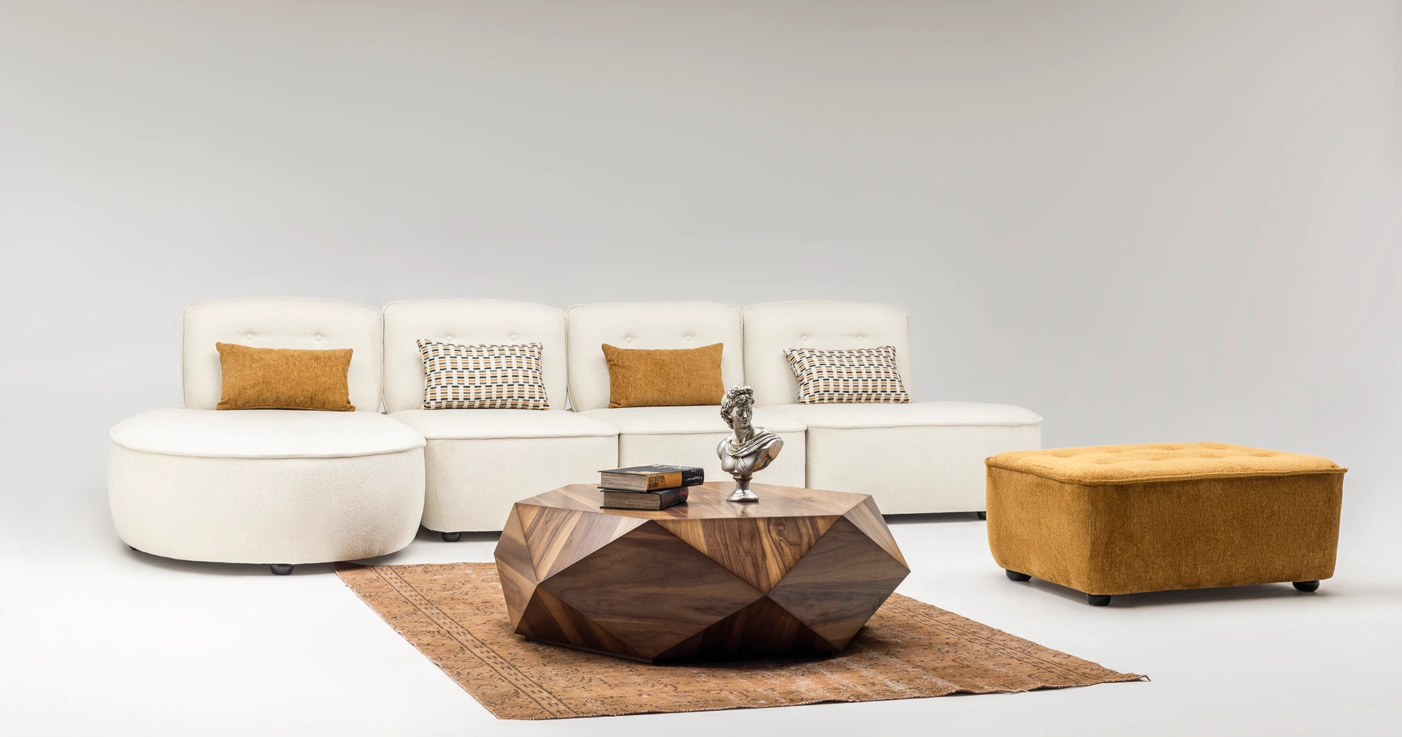 Aura Köşe Takımı