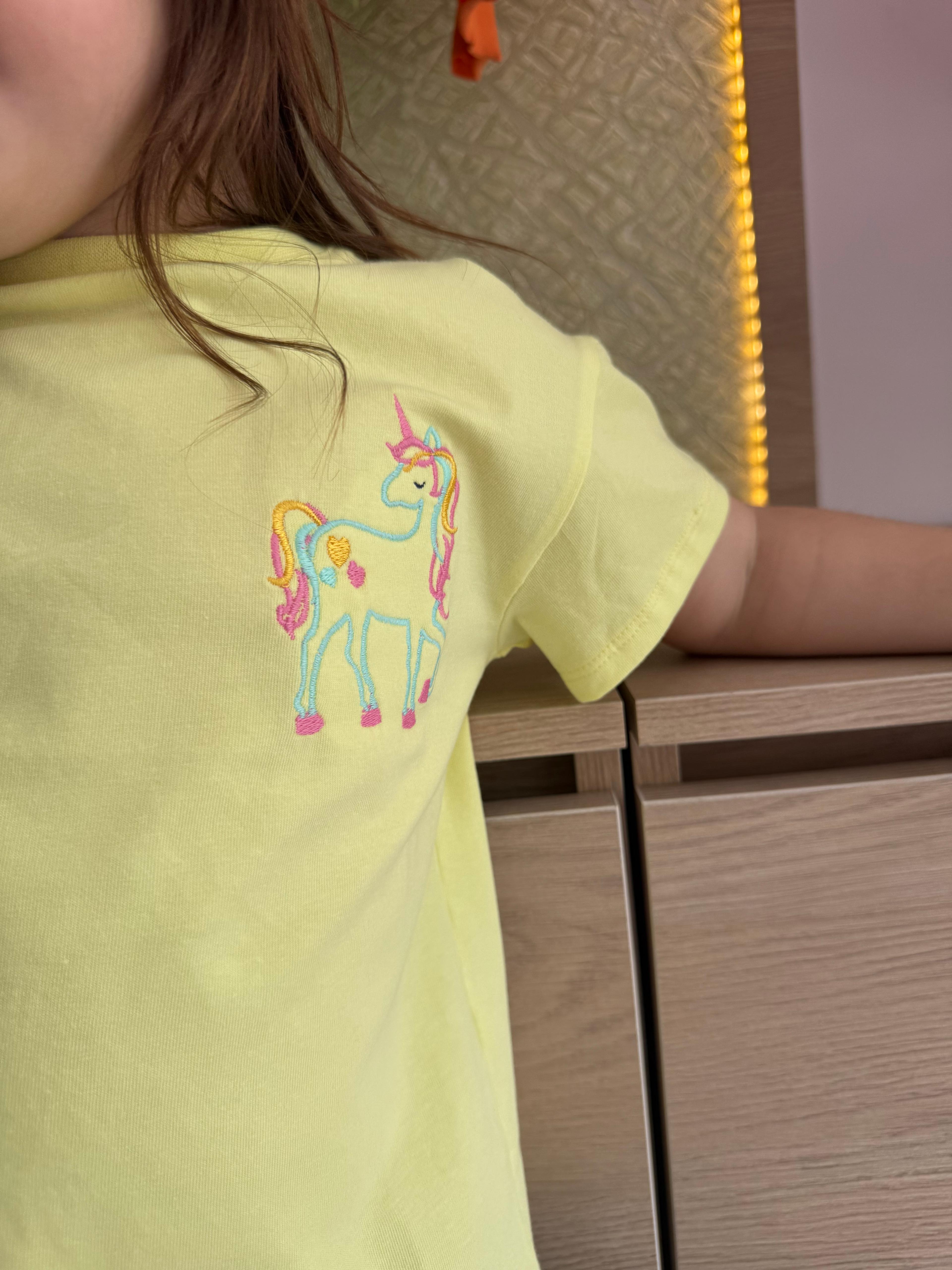 Unicorn Nakış İşlemeli Kız Tişört - Sarı