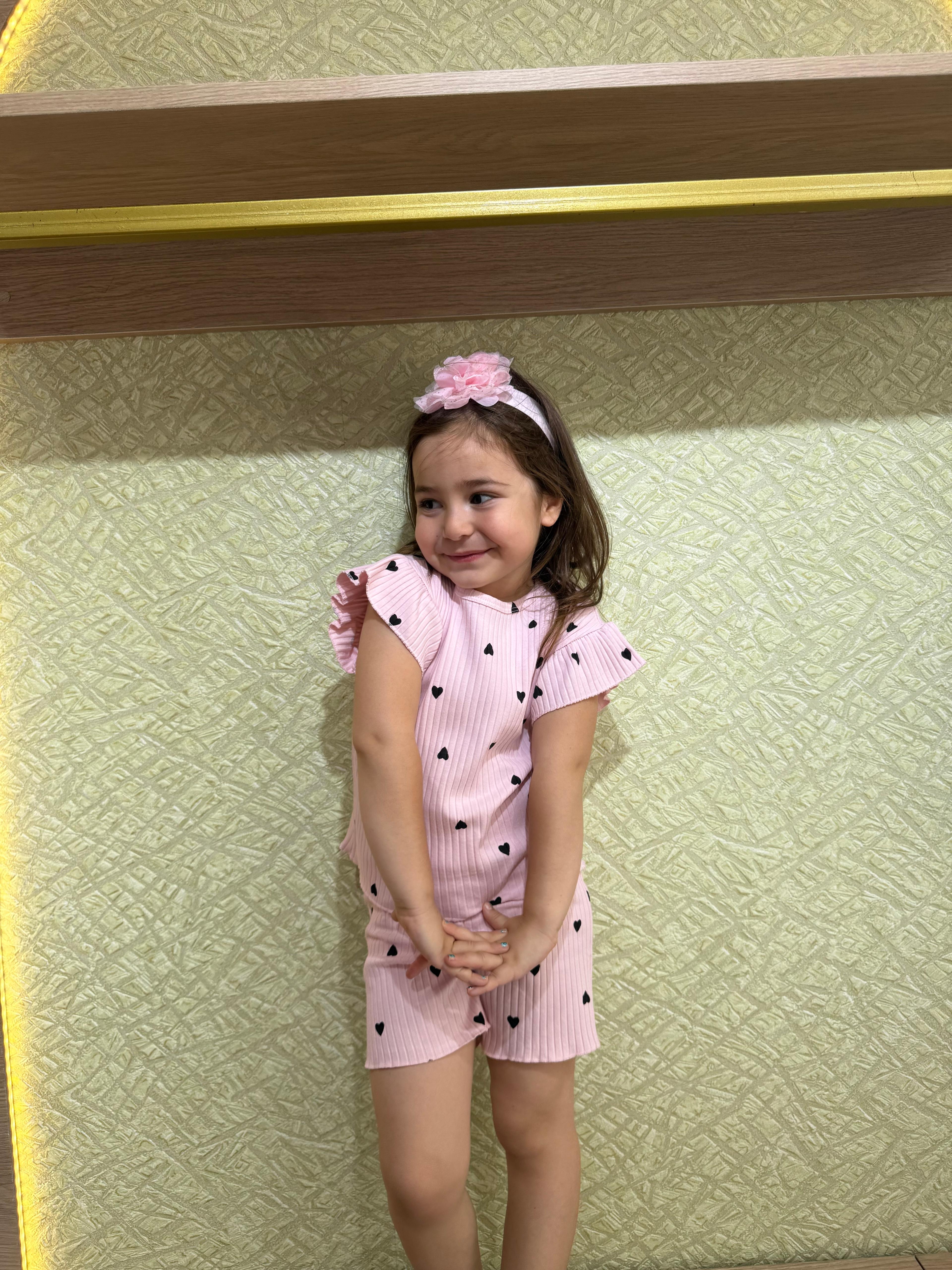 Kolu Fırfırlı Kalp Desenli Kız Takım - pembe
