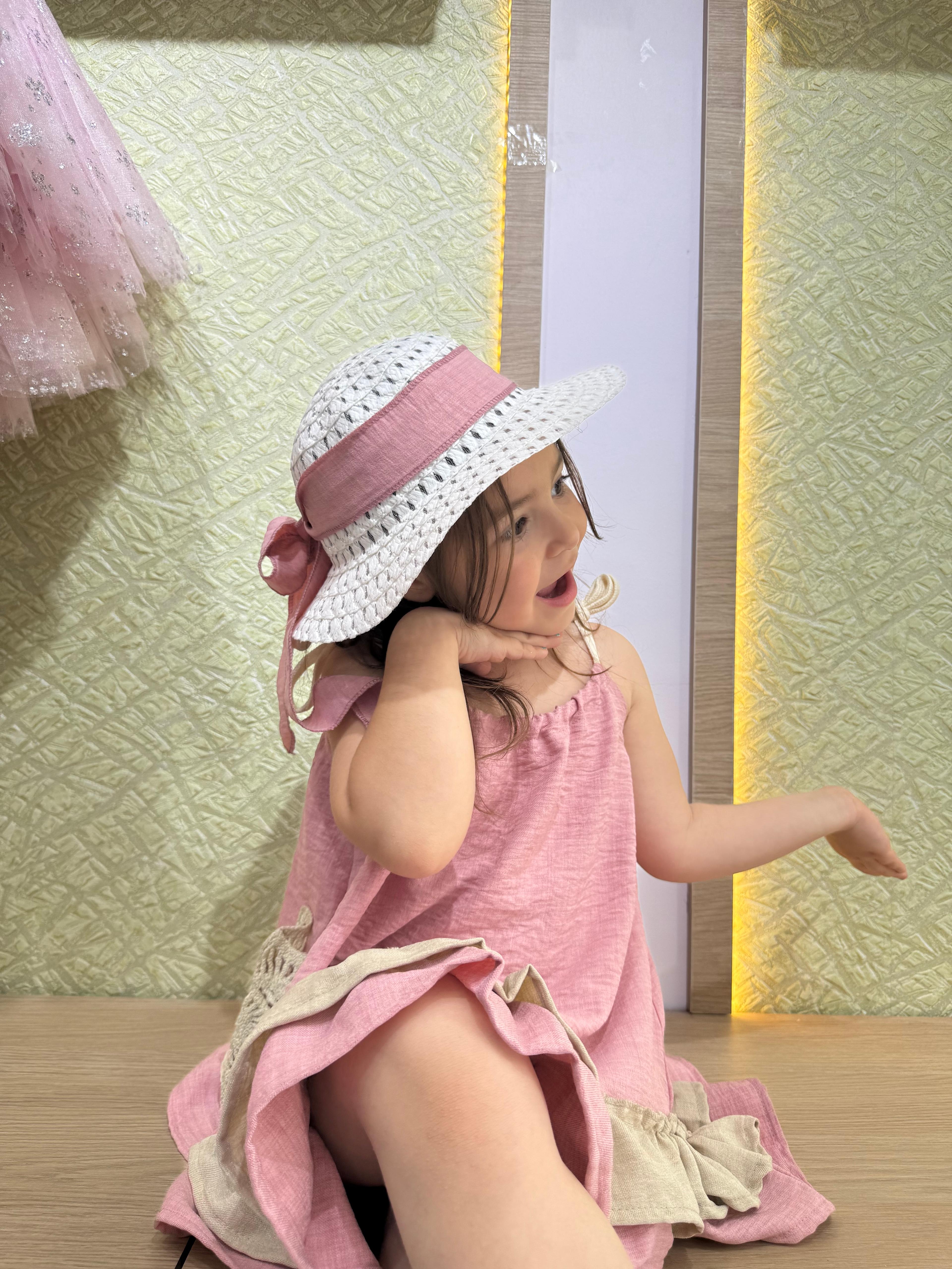 Şapkalı Örme Detaylı Salaş Kız Çocuk Elbise - pembe
