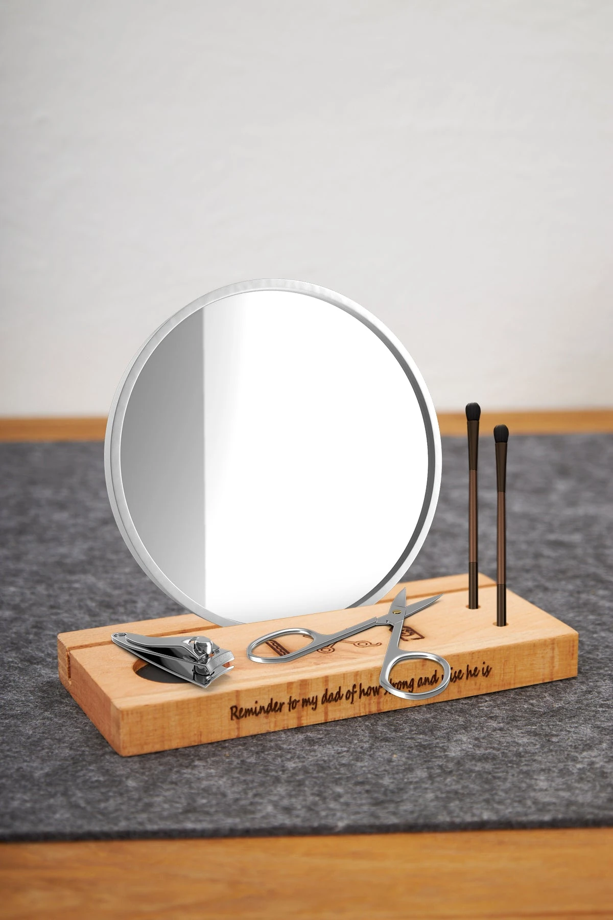 Babalar için Hediye Ahşap Bakım Standı