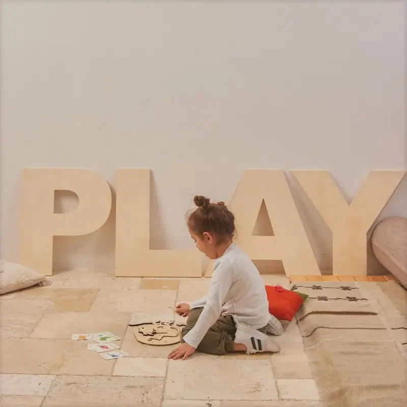 Ahşap Dekoratif Play Yazısı