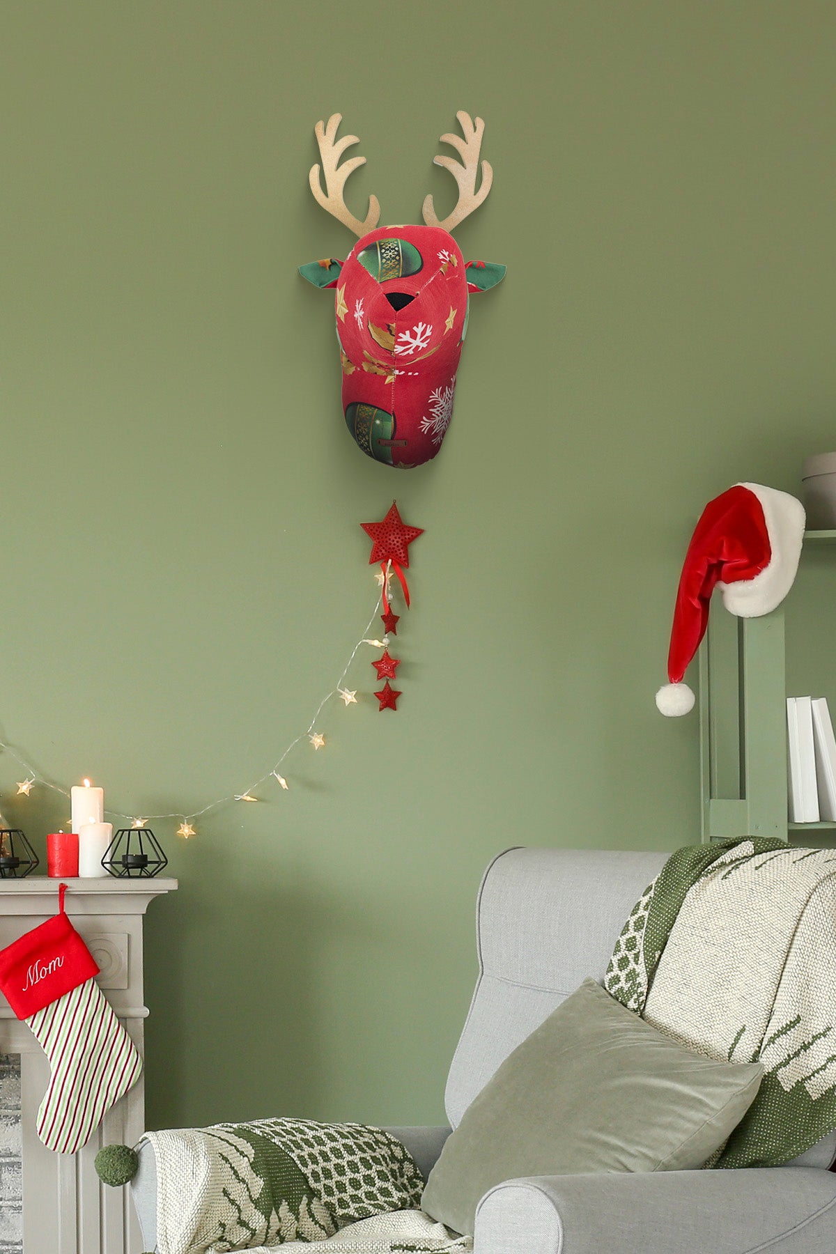 Yılbaşı Konsepti Kumaştan Geyik Kafası Duvar Dekoru Kırmızı