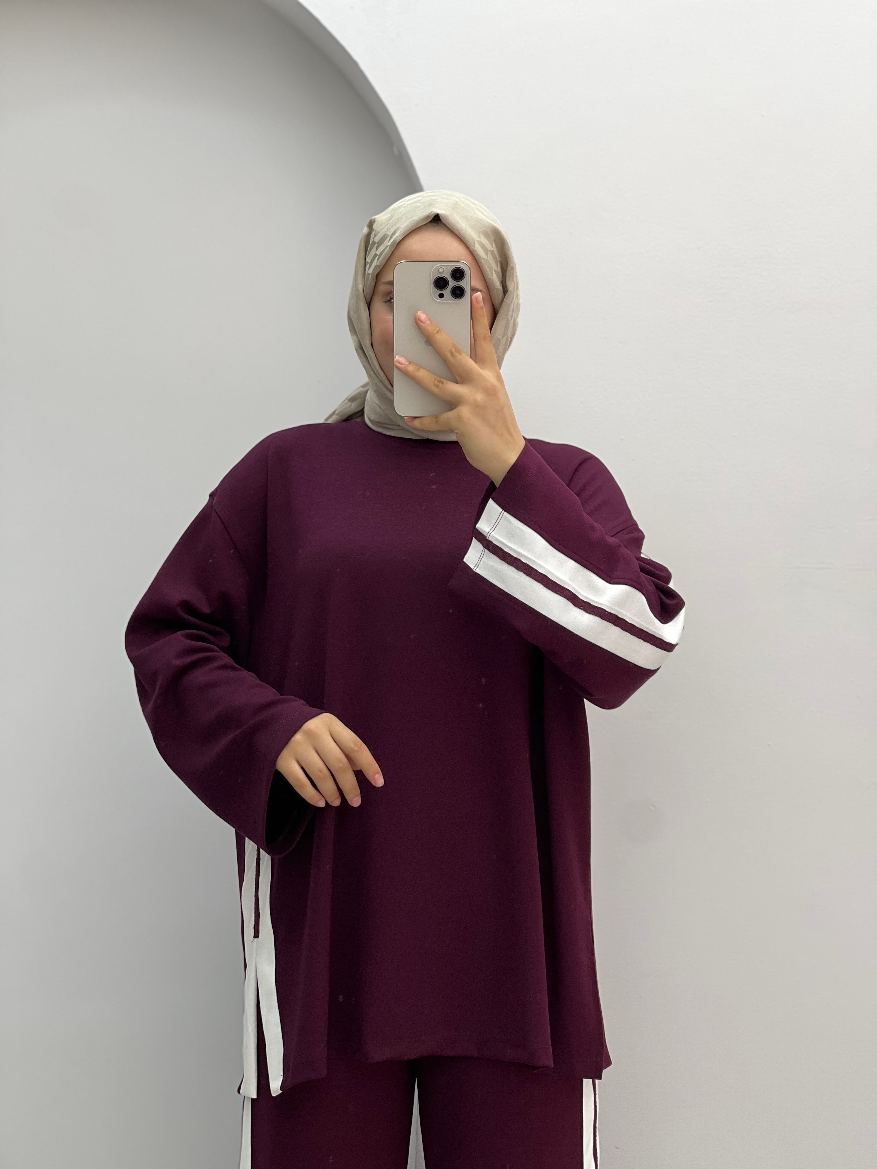 Şerit Detaylı  Pantolonlu Takım Bordo 