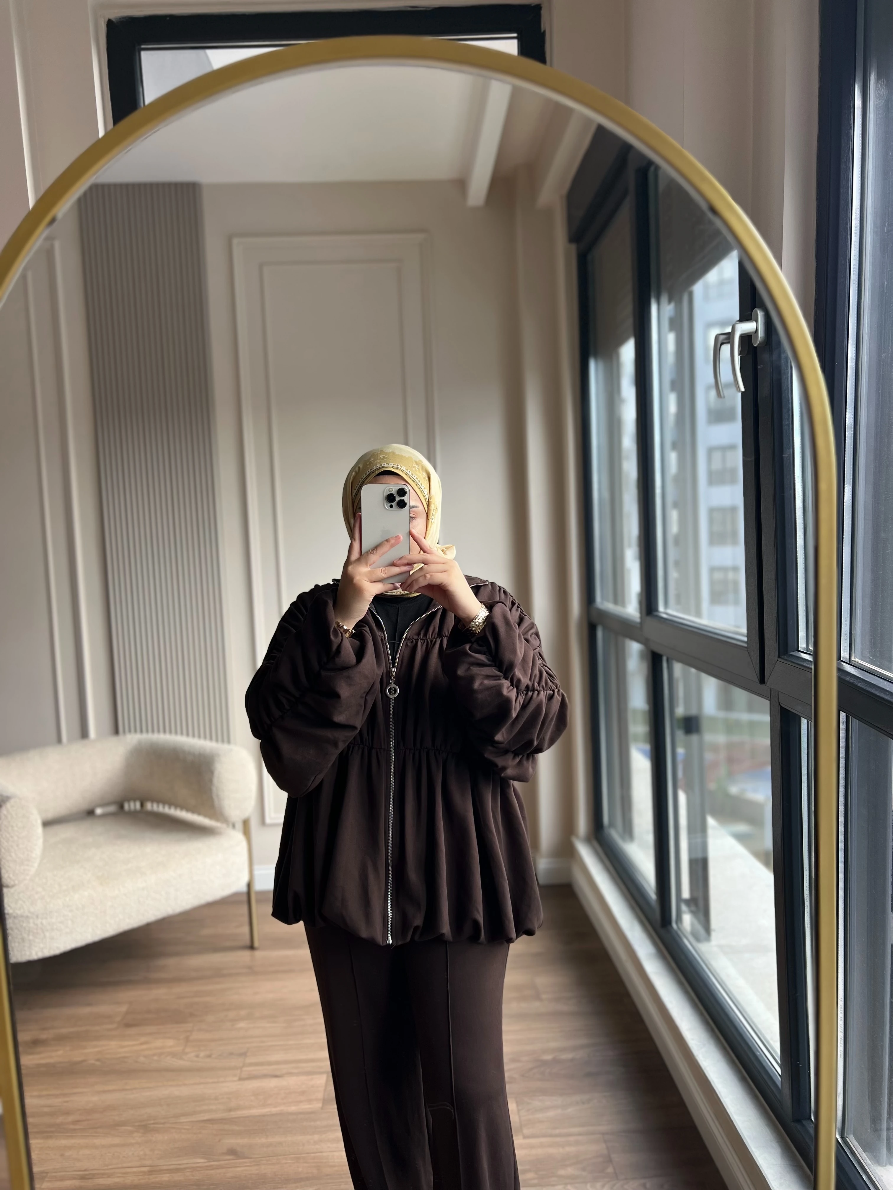 Büzgü  Detay Pantolonlu Takım Kahverengi 