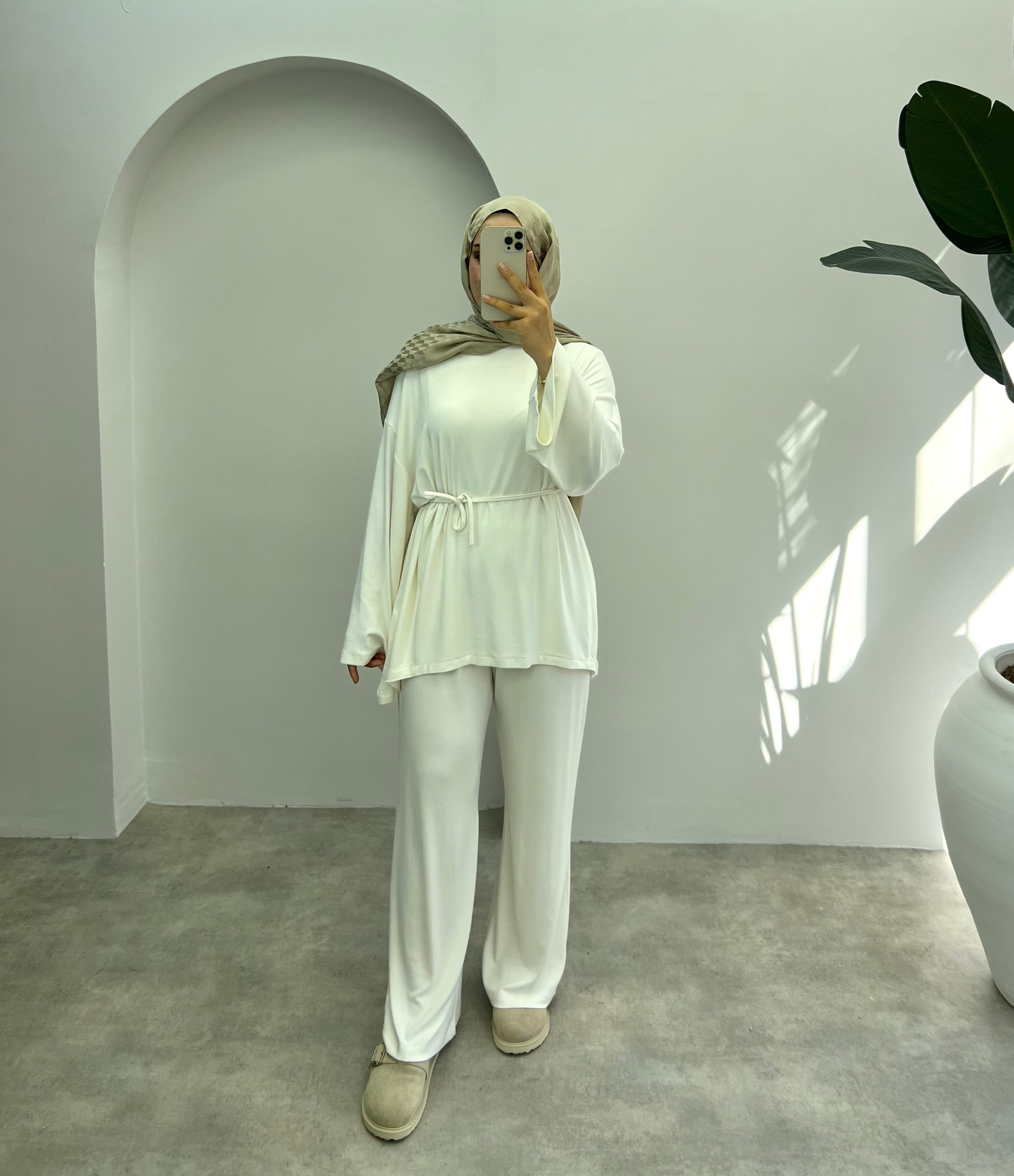 Bağlama Detaylı Mona Takım Beyaz 