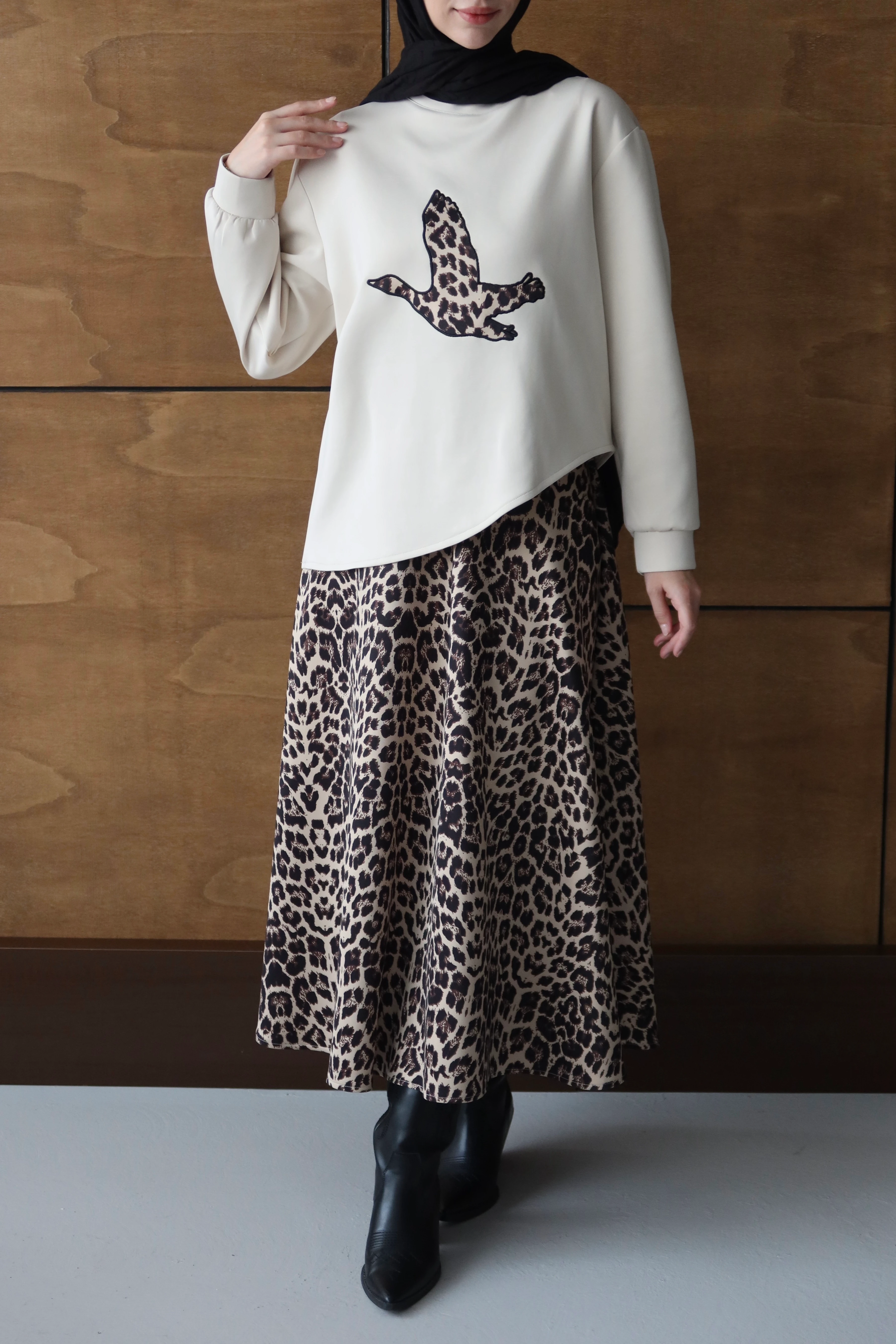 Emma Etekli Takım Taş 