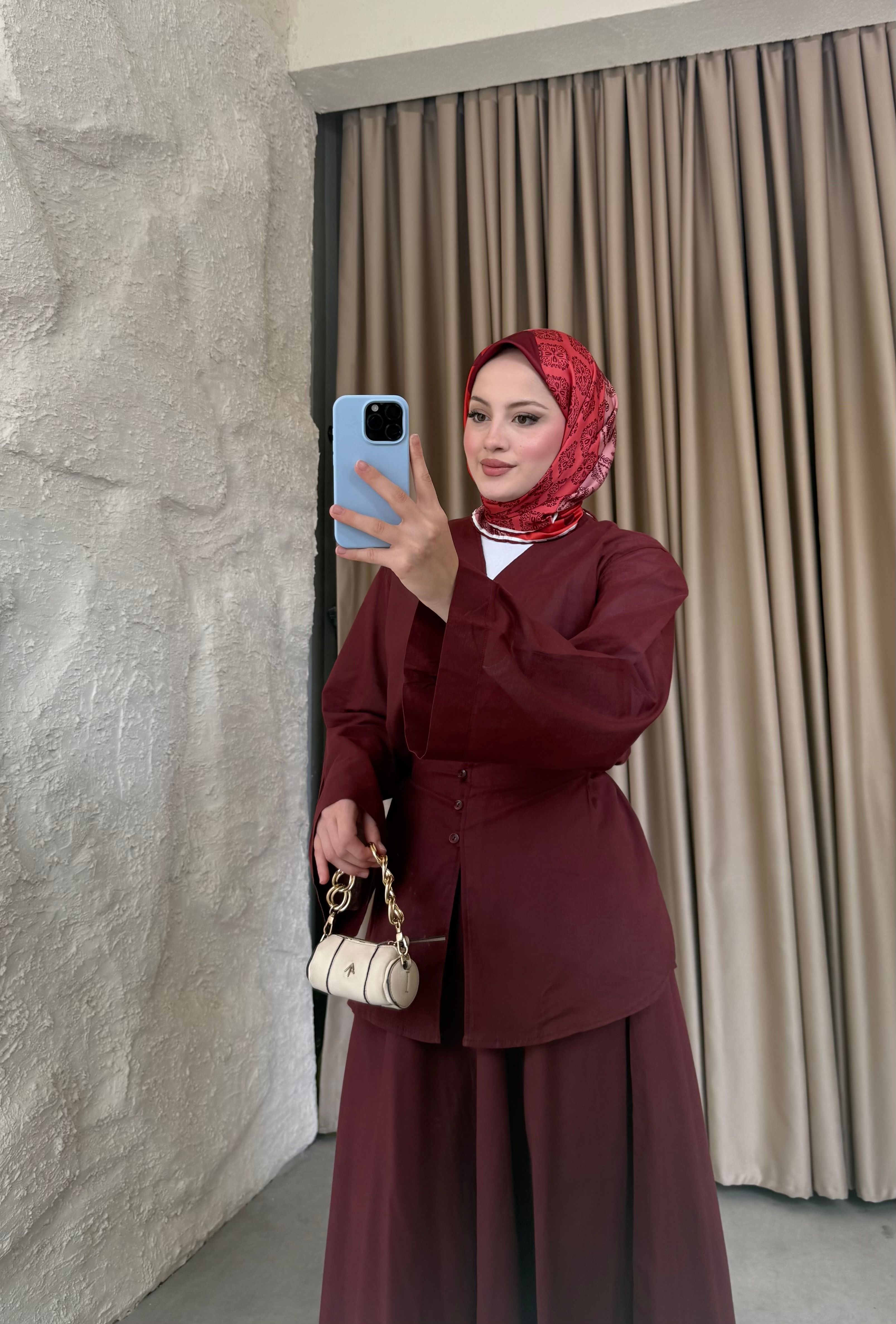 Bel Oturtmalı Etekli Takım Bordo