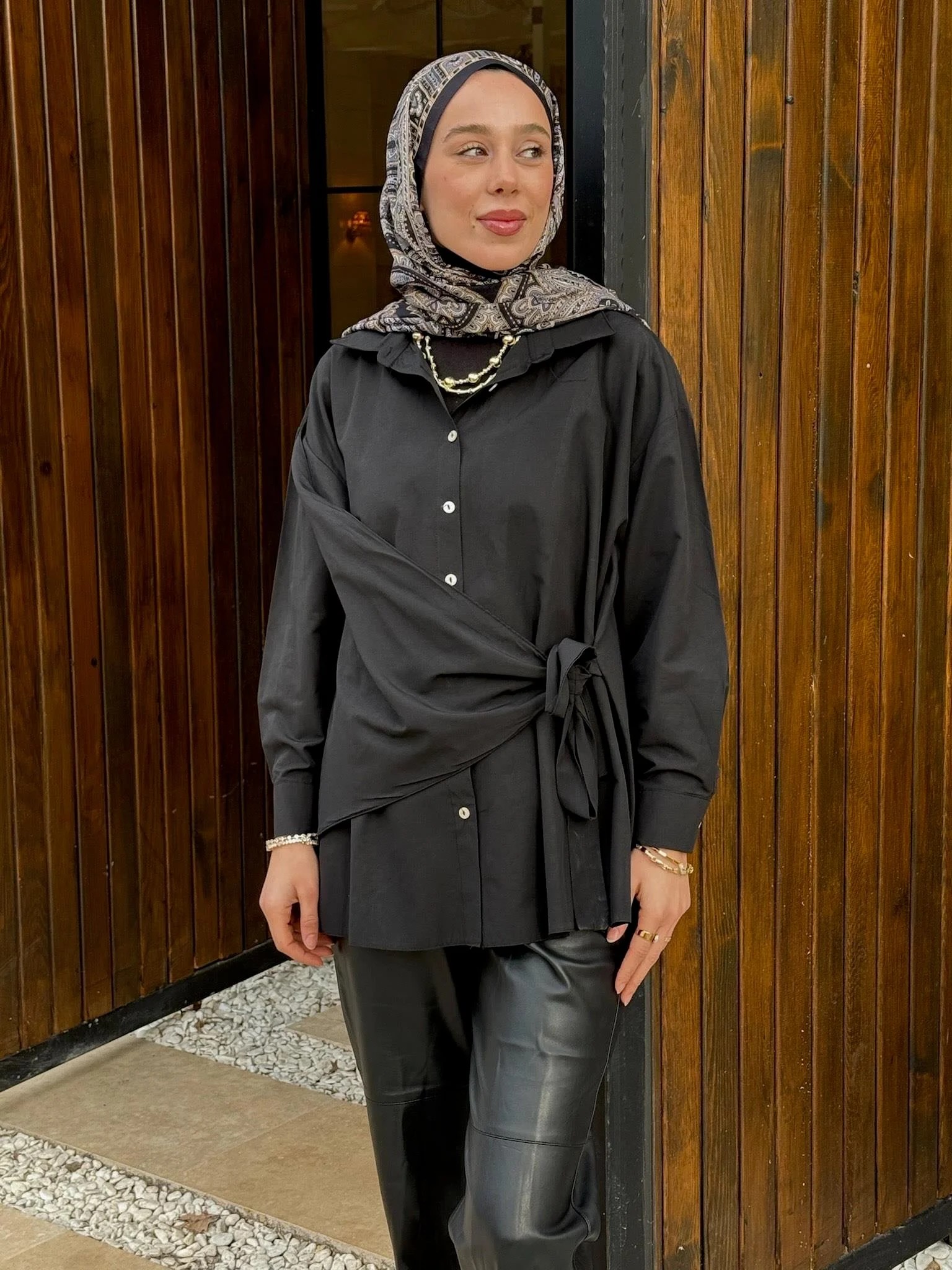 Yandan Bağlamalı Gömlek - Siyah