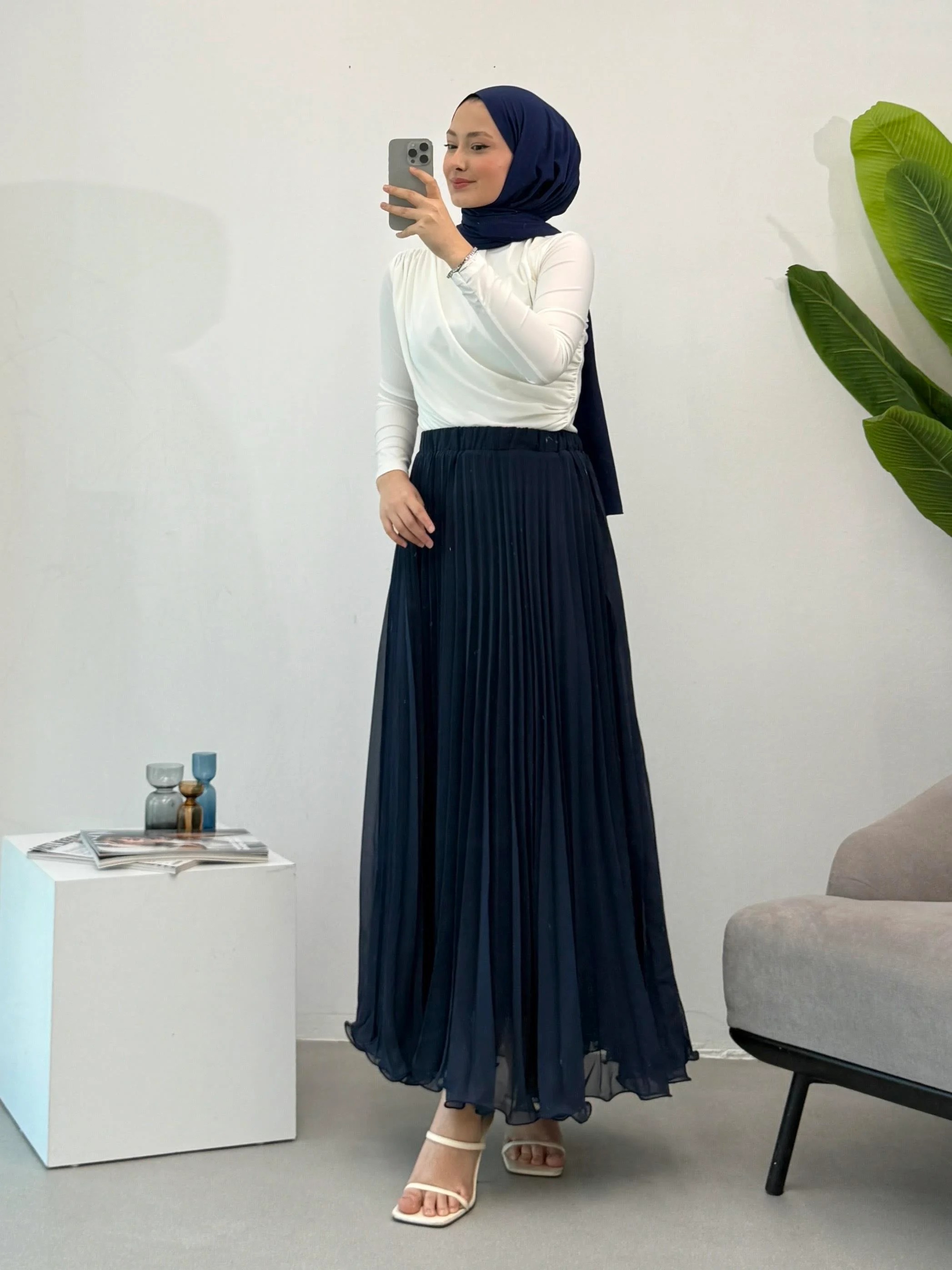 Hm Model Şifon Piliseli Etek - Lacivert