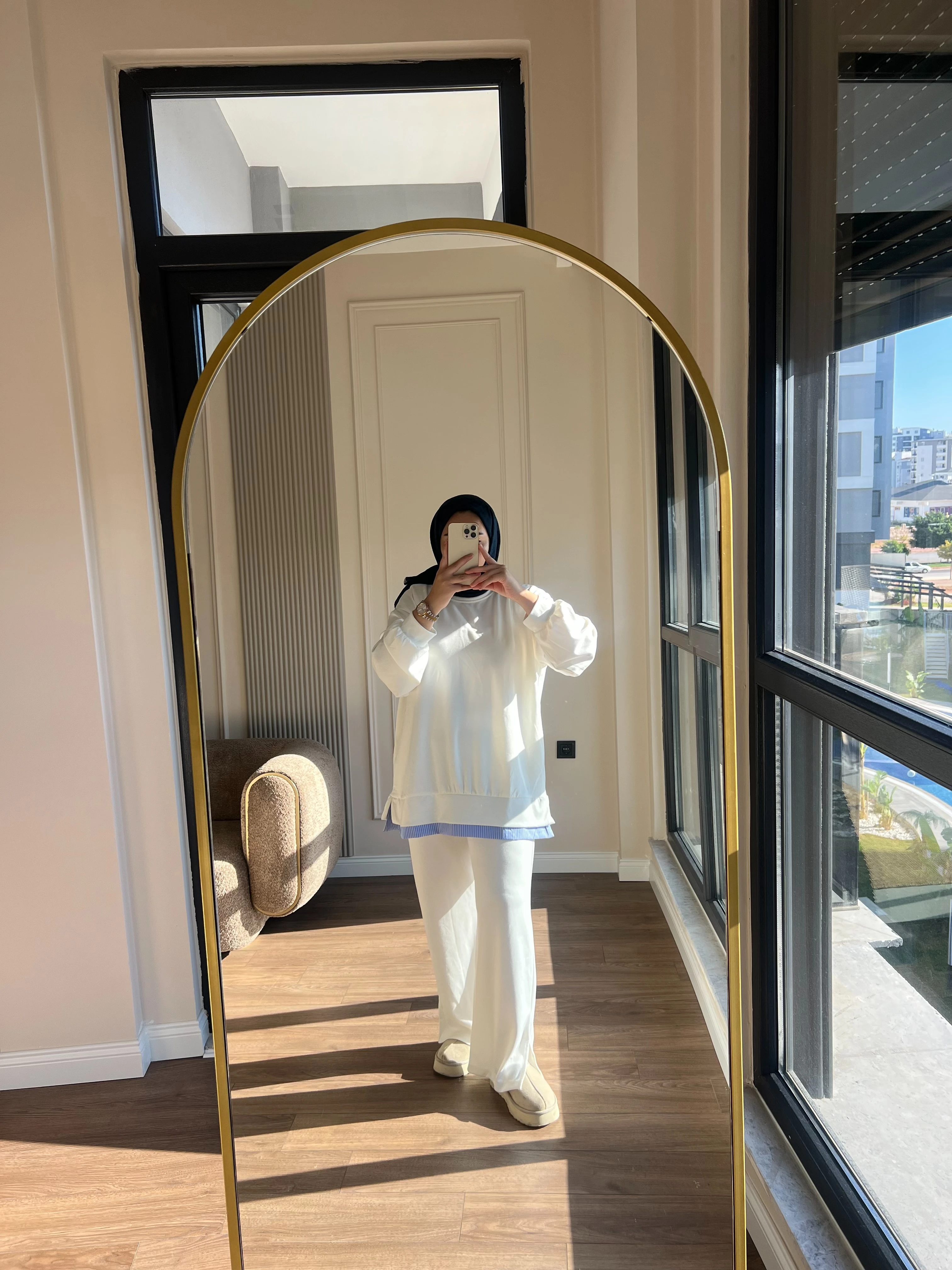 Gömlek Detaylı Oysh Takım Beyaz